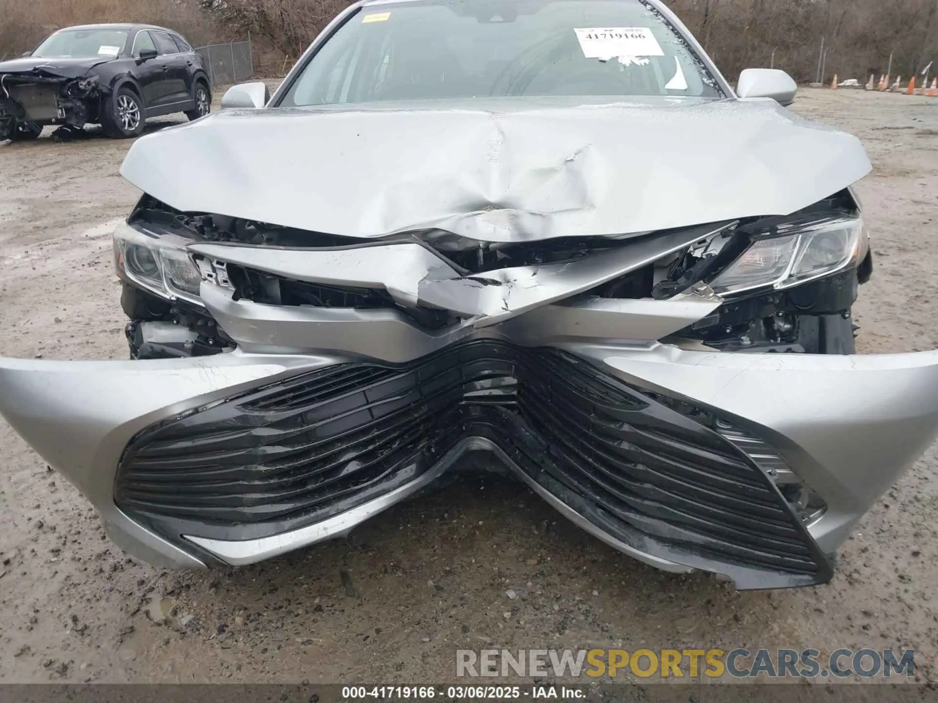 6 Photograph of a damaged car 4T1B31HK7KU515306 TOYOTA CAMRY HYBRID 2019