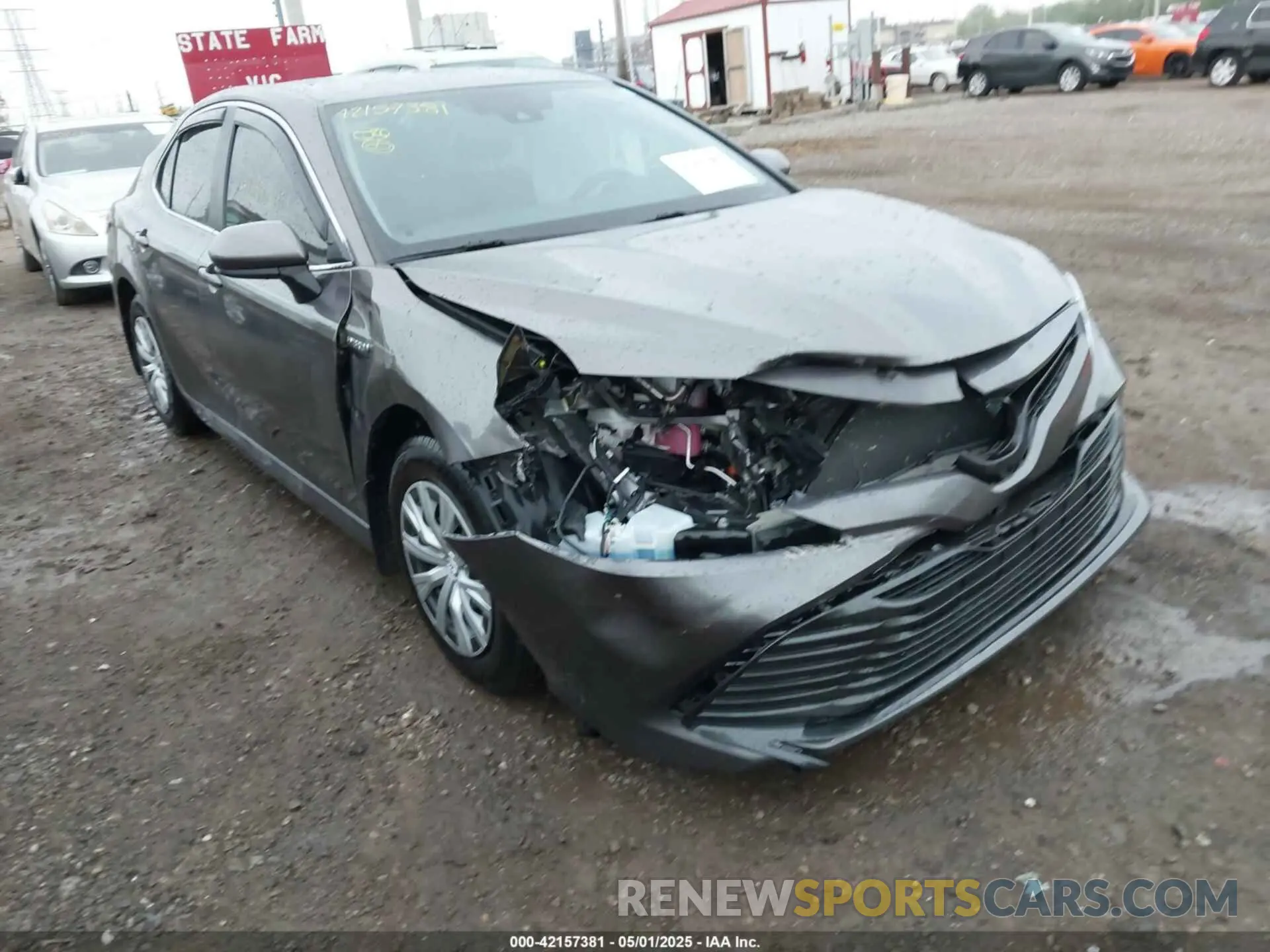 6 Photograph of a damaged car 4T1B31HKXKU512514 TOYOTA CAMRY HYBRID 2019