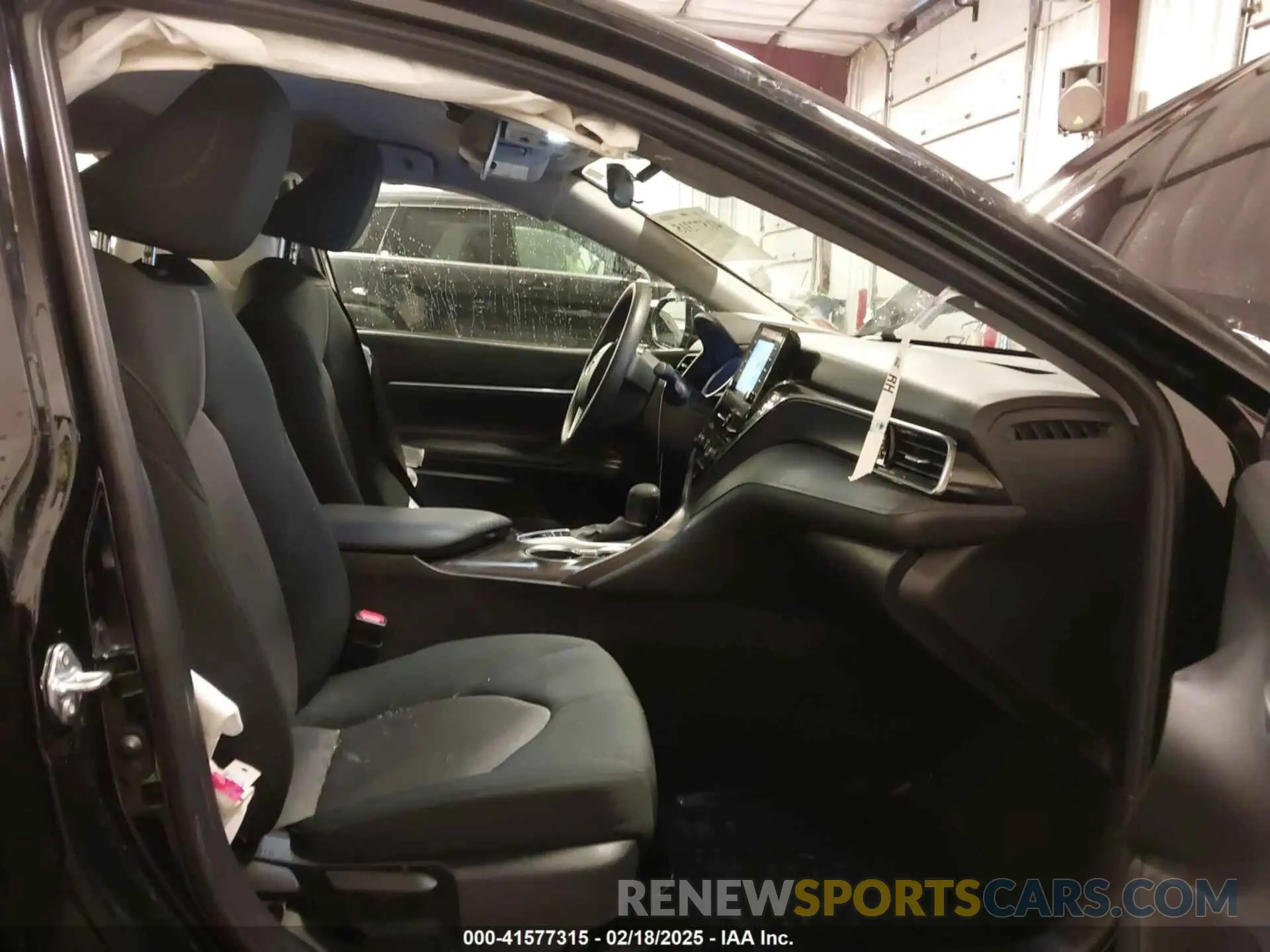 5 Photograph of a damaged car 4T1C31AK8RU624379 TOYOTA CAMRY HYBRID 2024