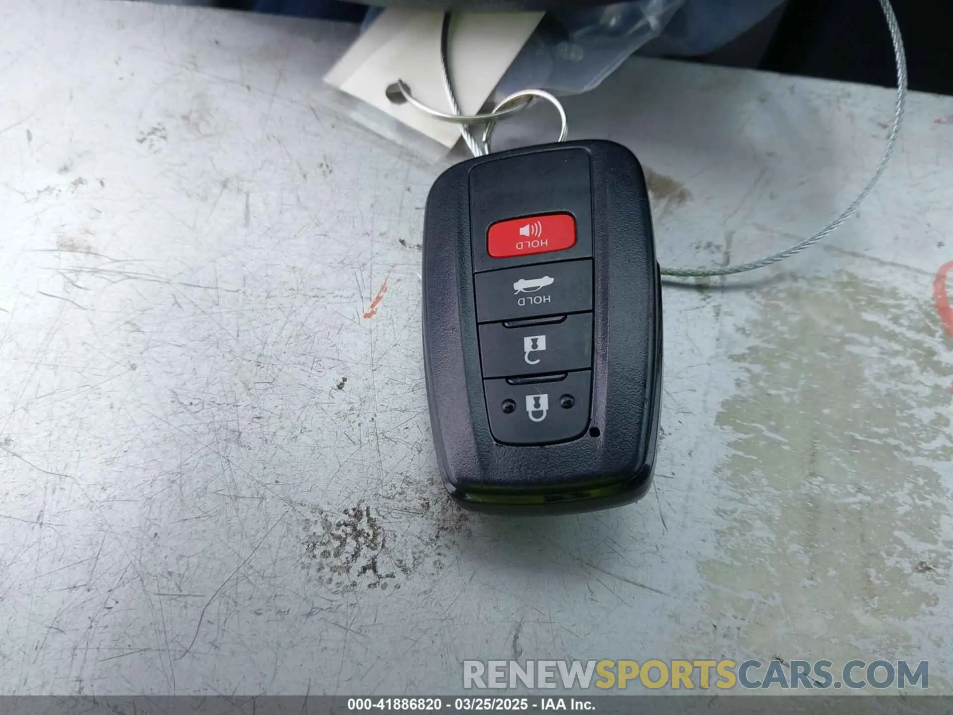 11 Photograph of a damaged car 4T1C31AK9RU070219 TOYOTA CAMRY HYBRID 2024