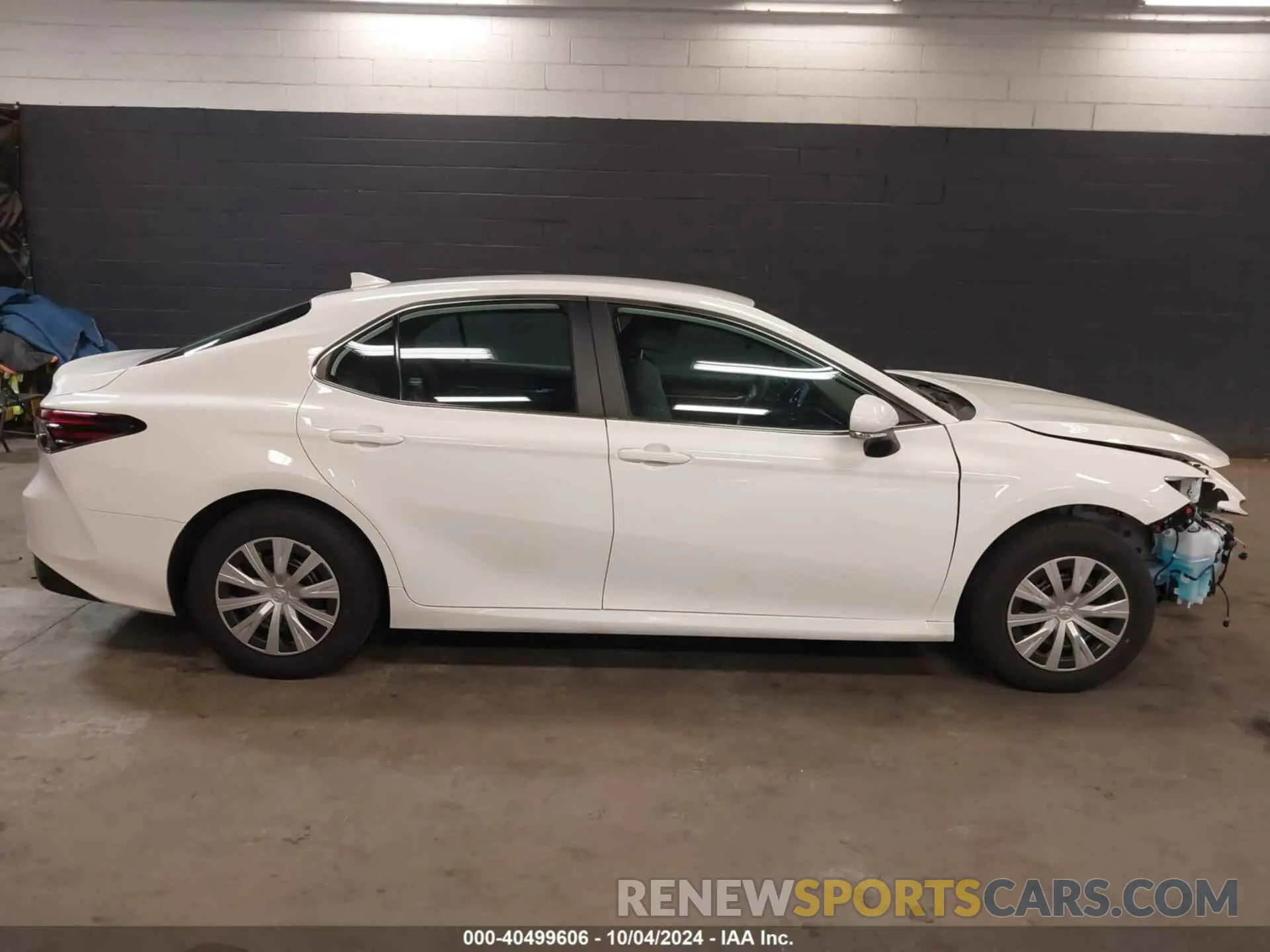 14 Photograph of a damaged car 4T1C31AK9RU074982 TOYOTA CAMRY HYBRID 2024