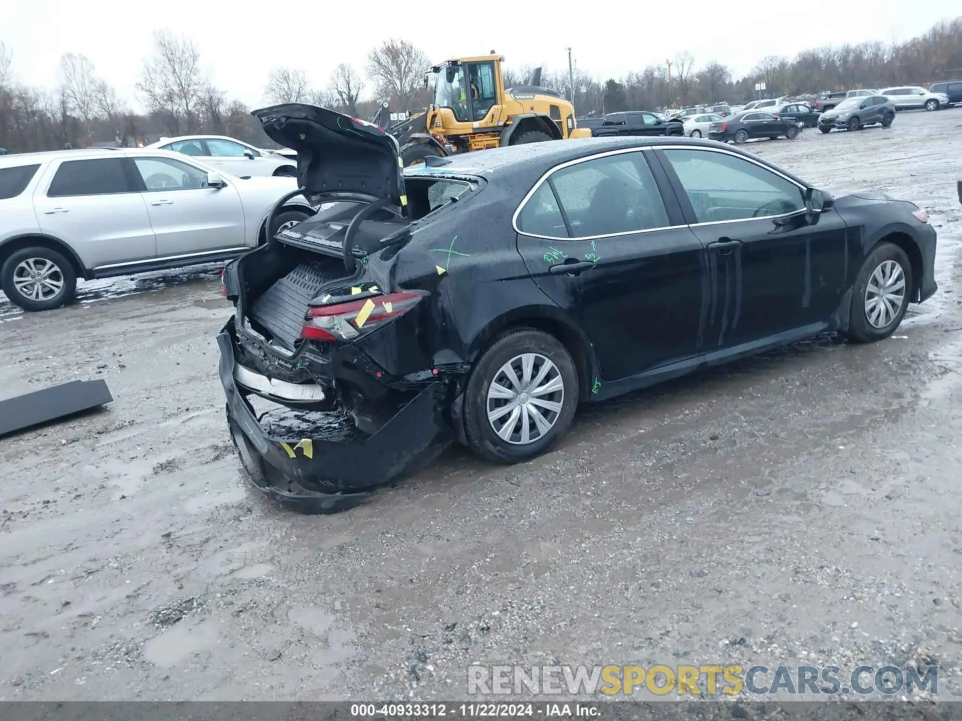 4 Photograph of a damaged car 4T1C31AKXRU072464 TOYOTA CAMRY HYBRID 2024