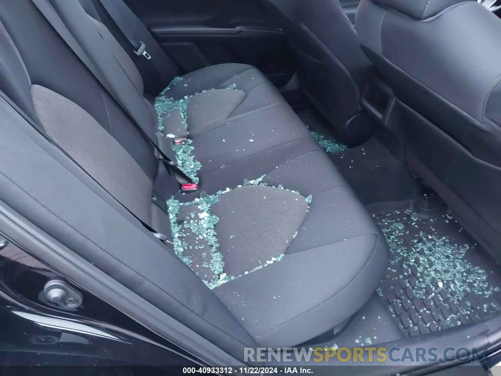 8 Photograph of a damaged car 4T1C31AKXRU072464 TOYOTA CAMRY HYBRID 2024