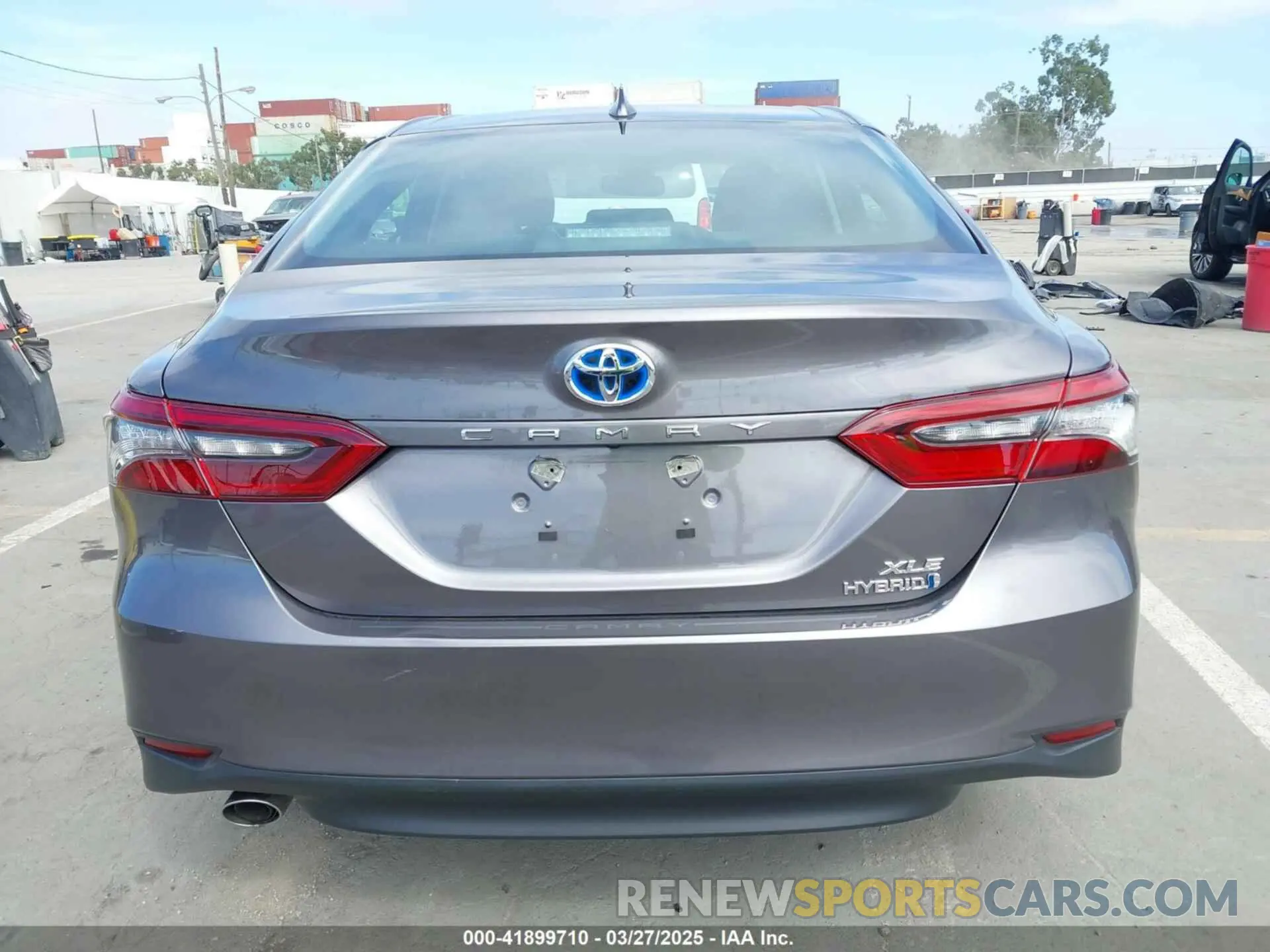 16 Photograph of a damaged car 4T1F31AK0RU621649 TOYOTA CAMRY HYBRID 2024