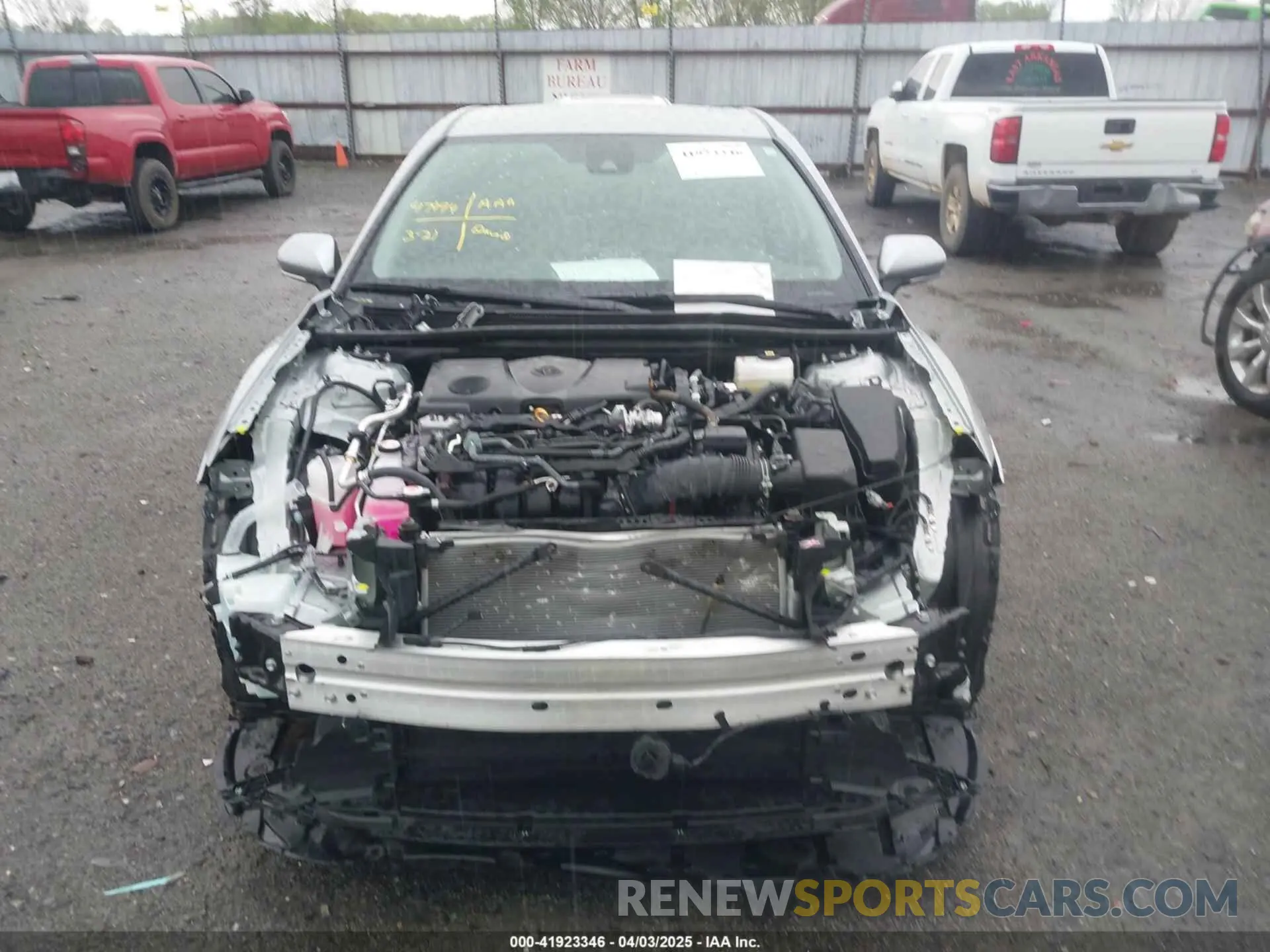 12 Photograph of a damaged car 4T1F31AK6RU075116 TOYOTA CAMRY HYBRID 2024