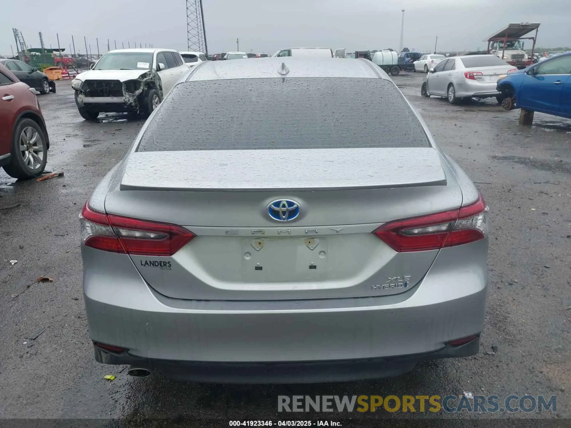 16 Photograph of a damaged car 4T1F31AK6RU075116 TOYOTA CAMRY HYBRID 2024