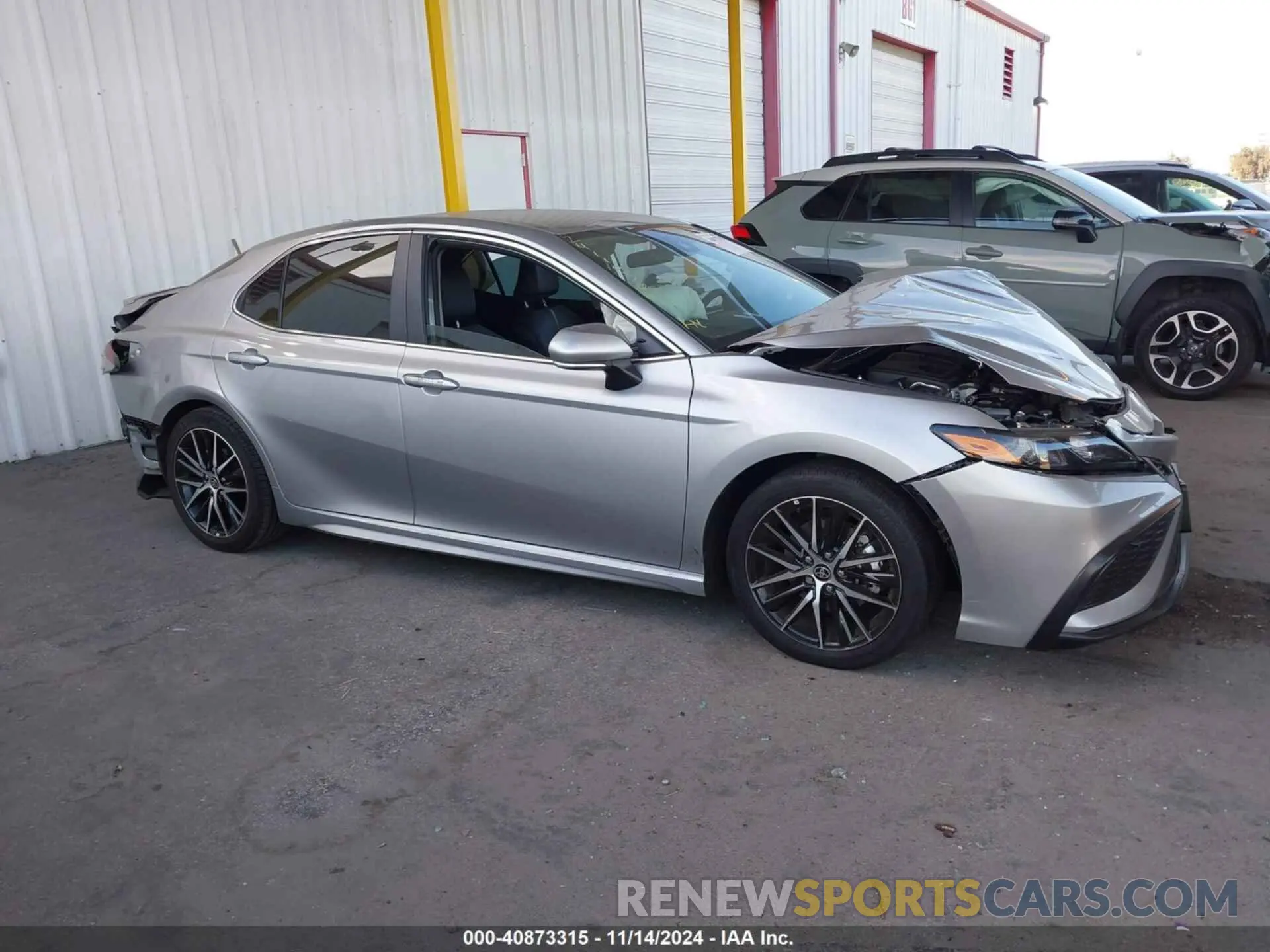 12 Photograph of a damaged car 4T1G31AK3RU074574 TOYOTA CAMRY HYBRID 2024