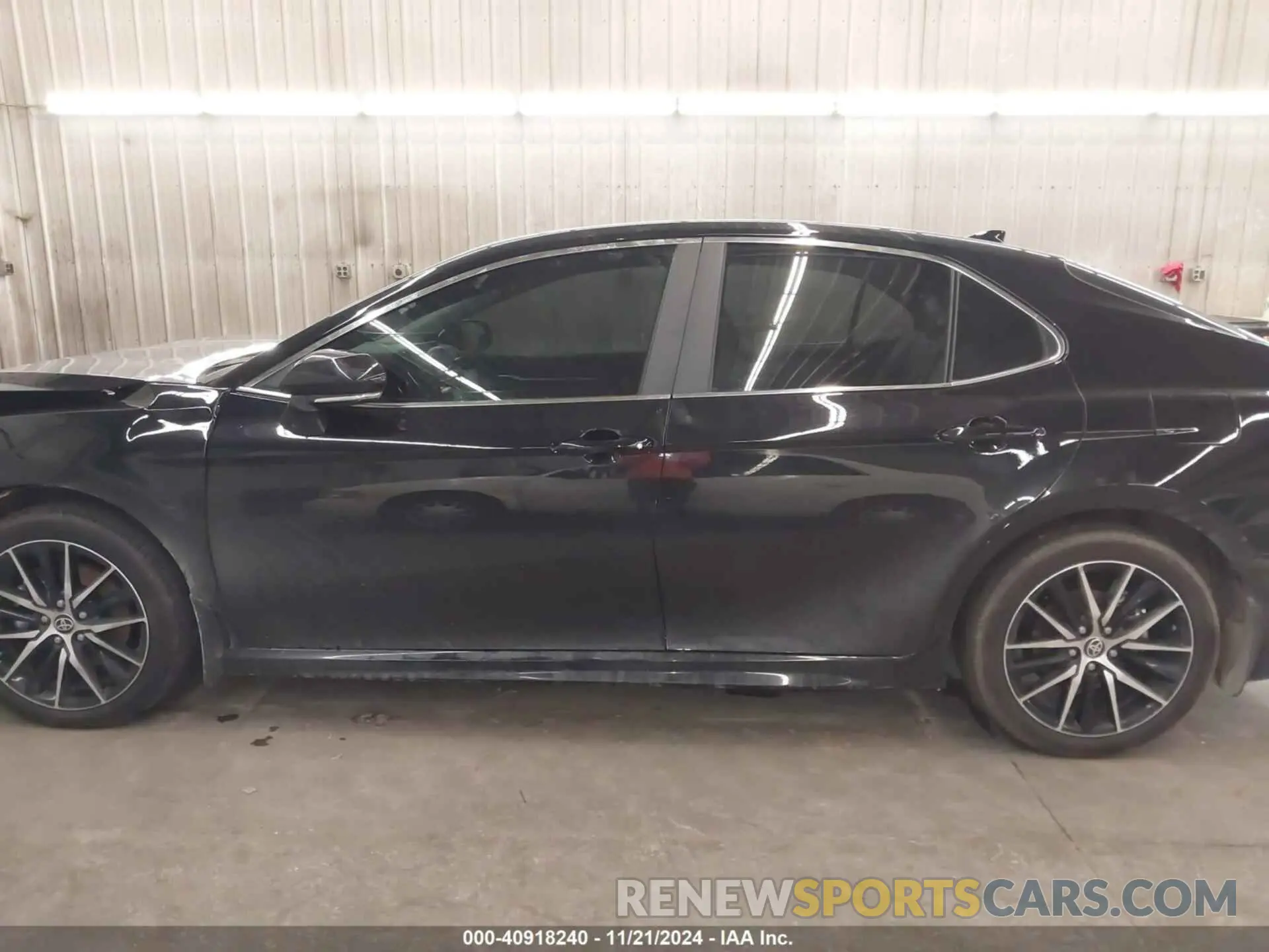 14 Photograph of a damaged car 4T1G31AK3RU076163 TOYOTA CAMRY HYBRID 2024
