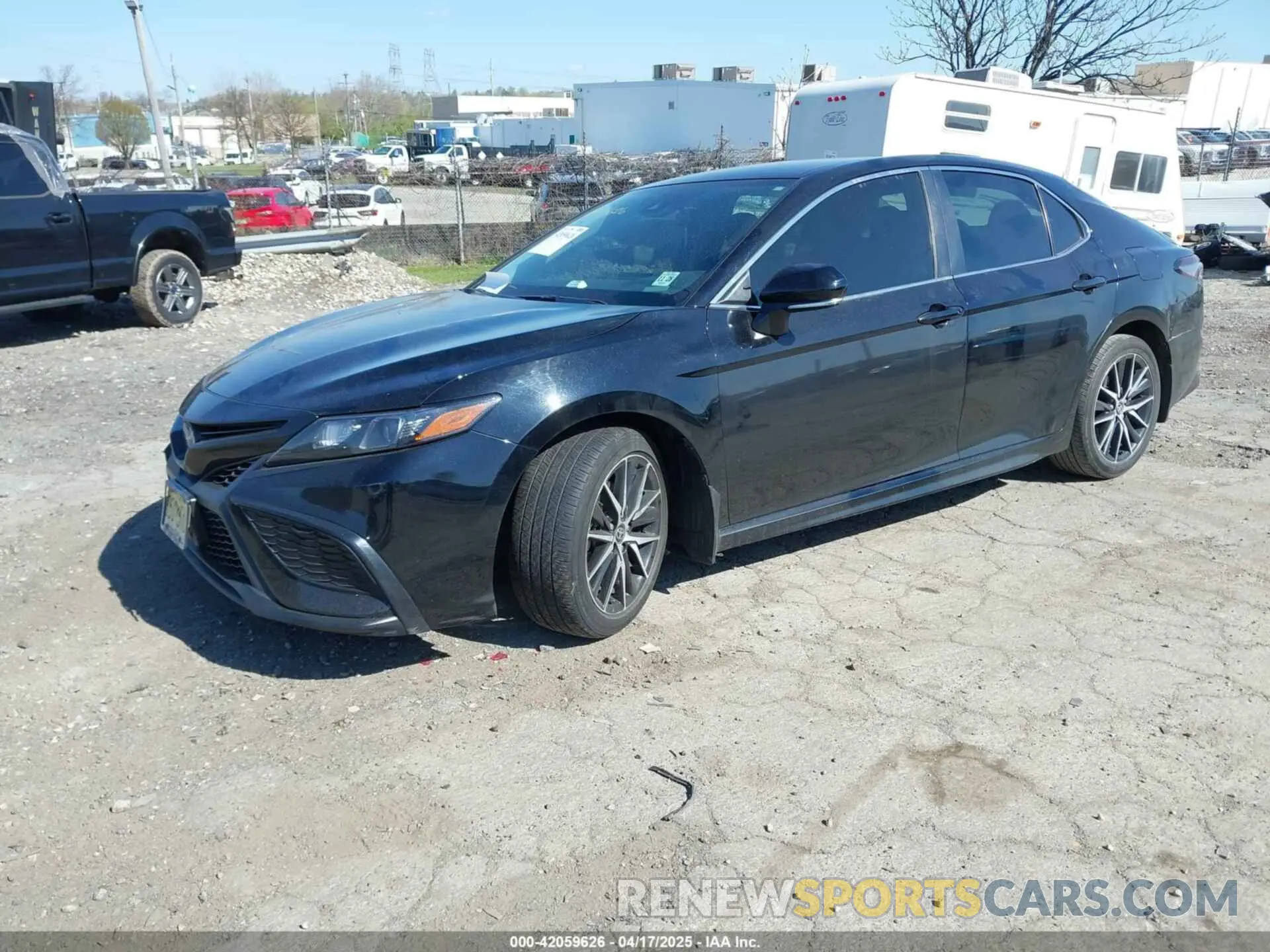 2 Photograph of a damaged car 4T1G31AK8RU066633 TOYOTA CAMRY HYBRID 2024
