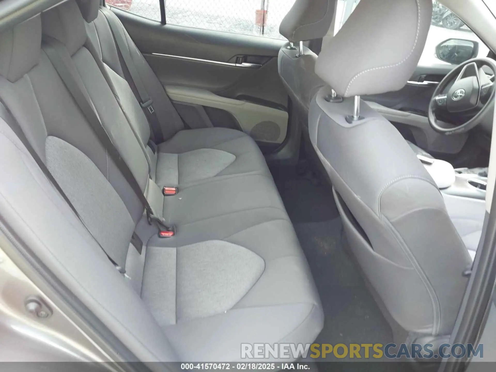 8 Photograph of a damaged car 4T1H31AK5RU629030 TOYOTA CAMRY HYBRID 2024