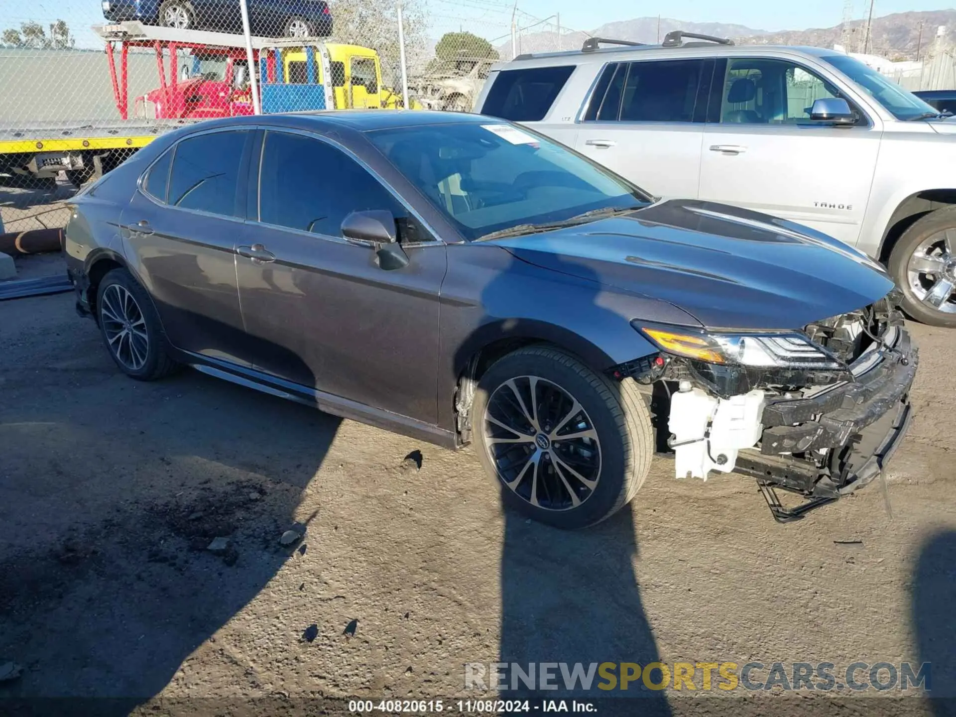 1 Photograph of a damaged car 4T1K31AK0RU068631 TOYOTA CAMRY HYBRID 2024