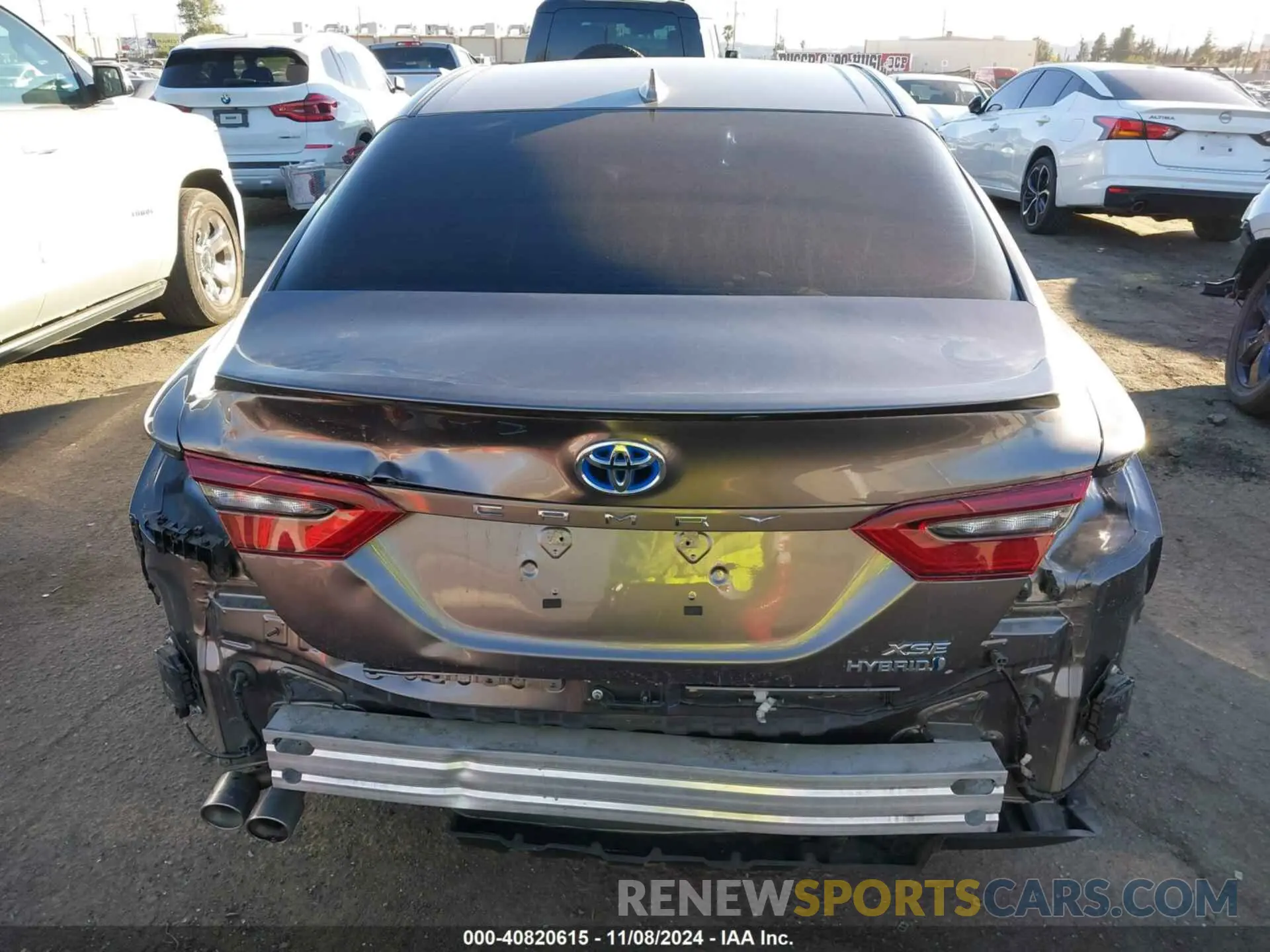 17 Photograph of a damaged car 4T1K31AK0RU068631 TOYOTA CAMRY HYBRID 2024