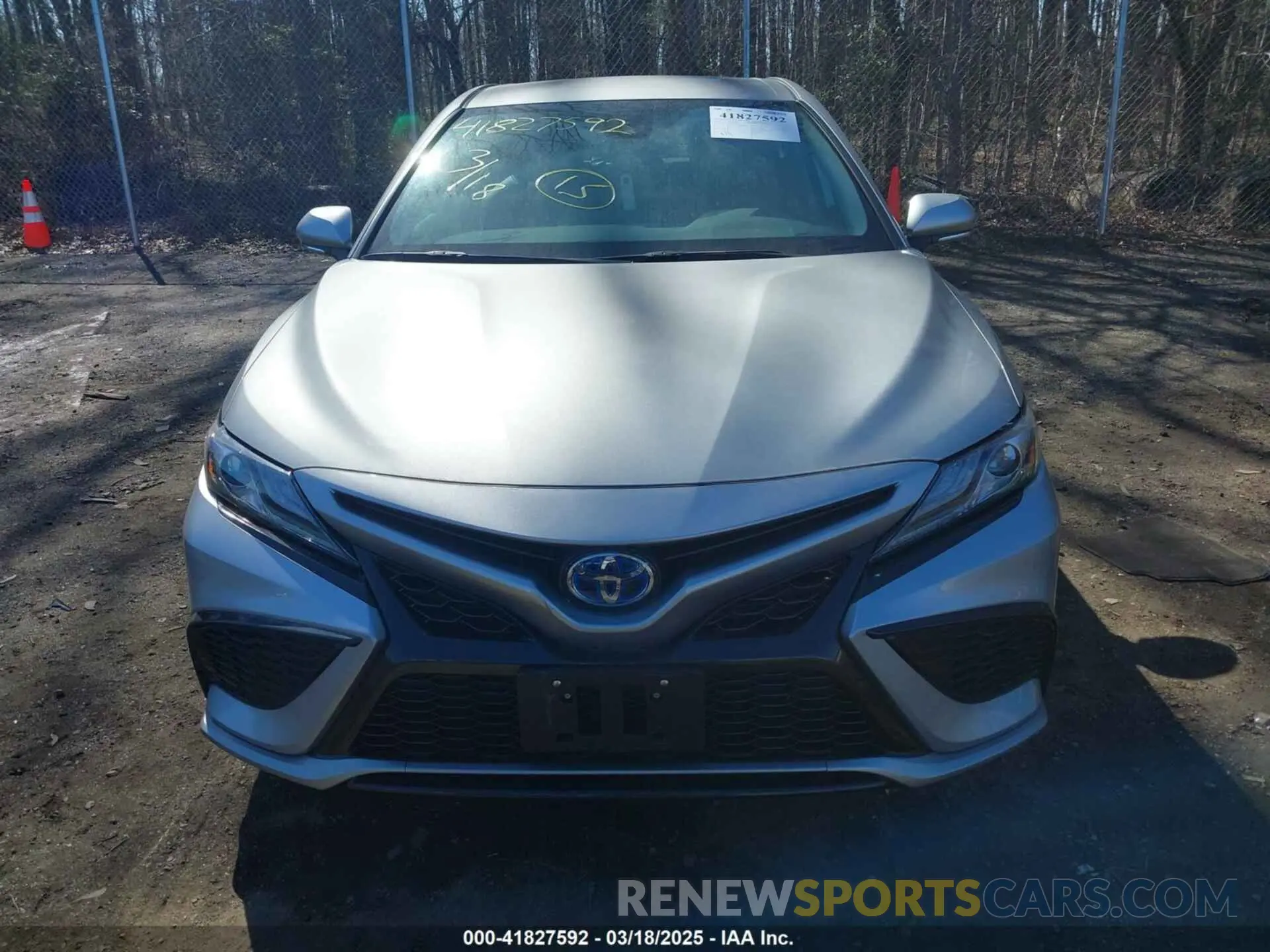 12 Photograph of a damaged car 4T1K31AK2RU074804 TOYOTA CAMRY HYBRID 2024