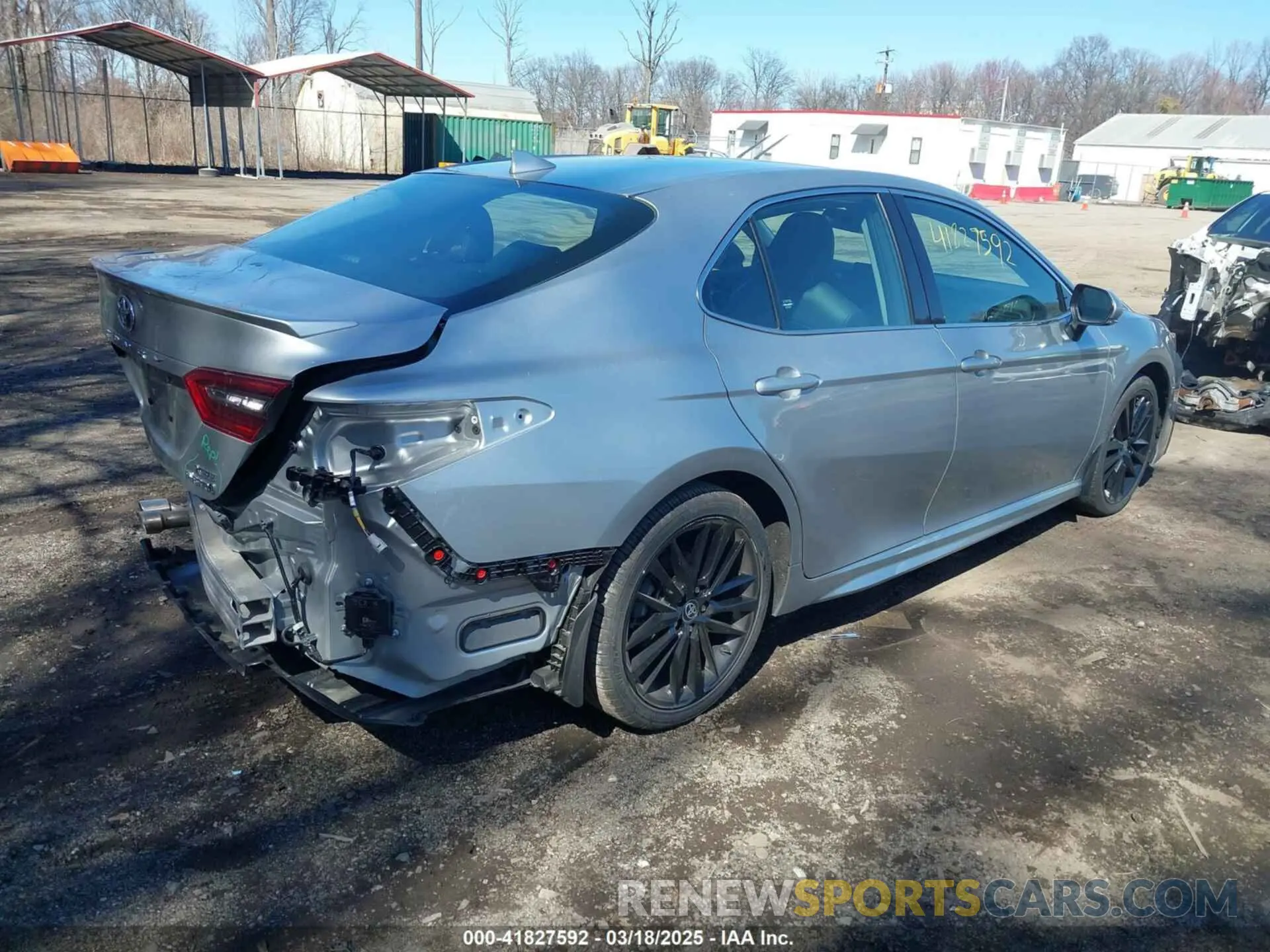 4 Photograph of a damaged car 4T1K31AK2RU074804 TOYOTA CAMRY HYBRID 2024