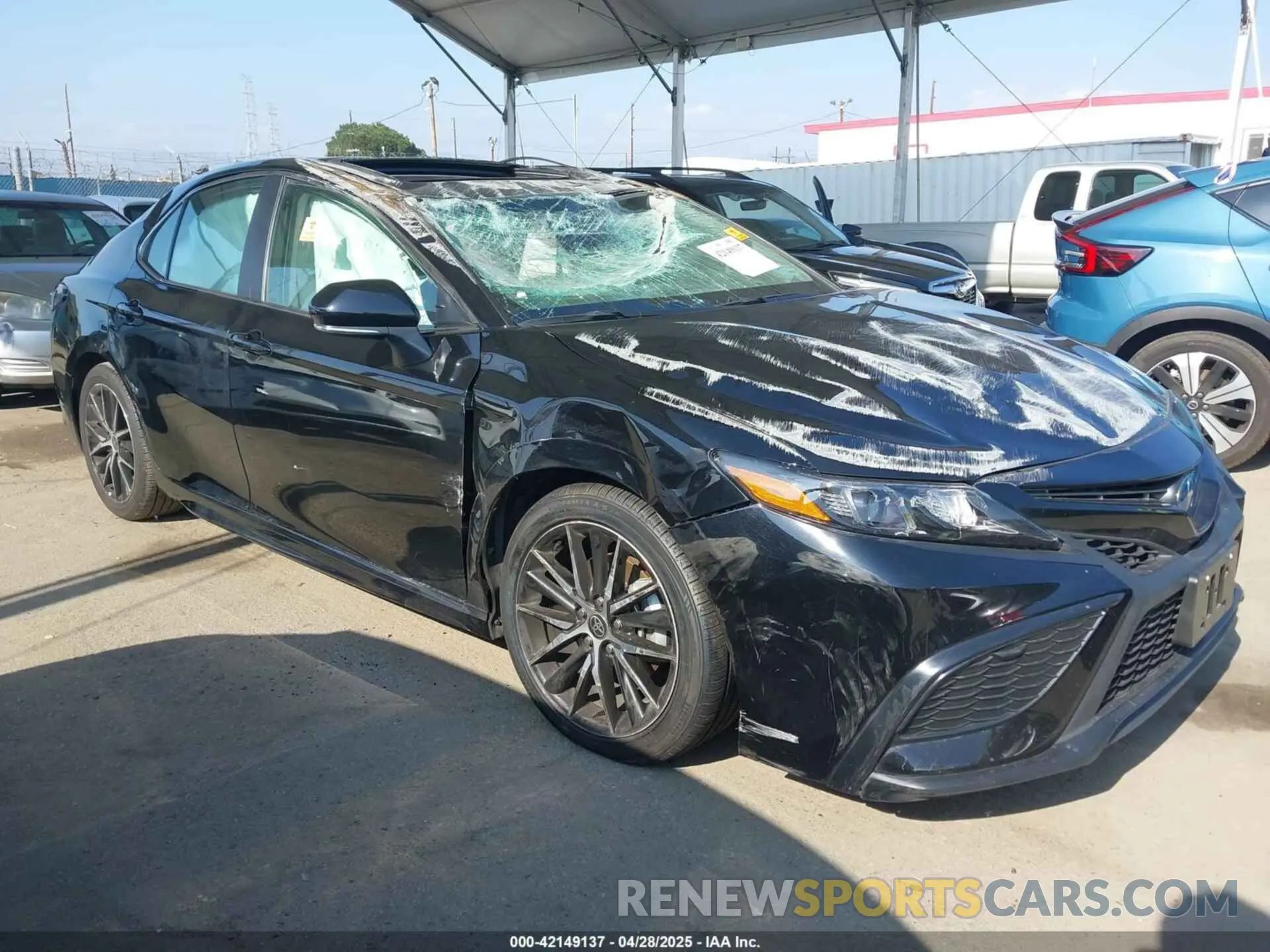 1 Photograph of a damaged car 4T1S31AK1RU076947 TOYOTA CAMRY HYBRID 2024
