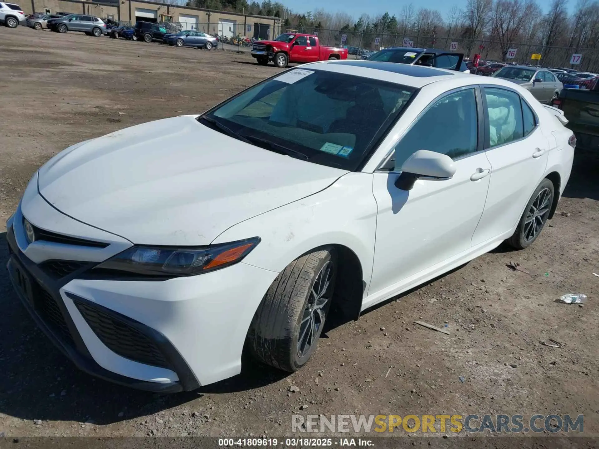 2 Photograph of a damaged car 4T1S31AK2RU629444 TOYOTA CAMRY HYBRID 2024