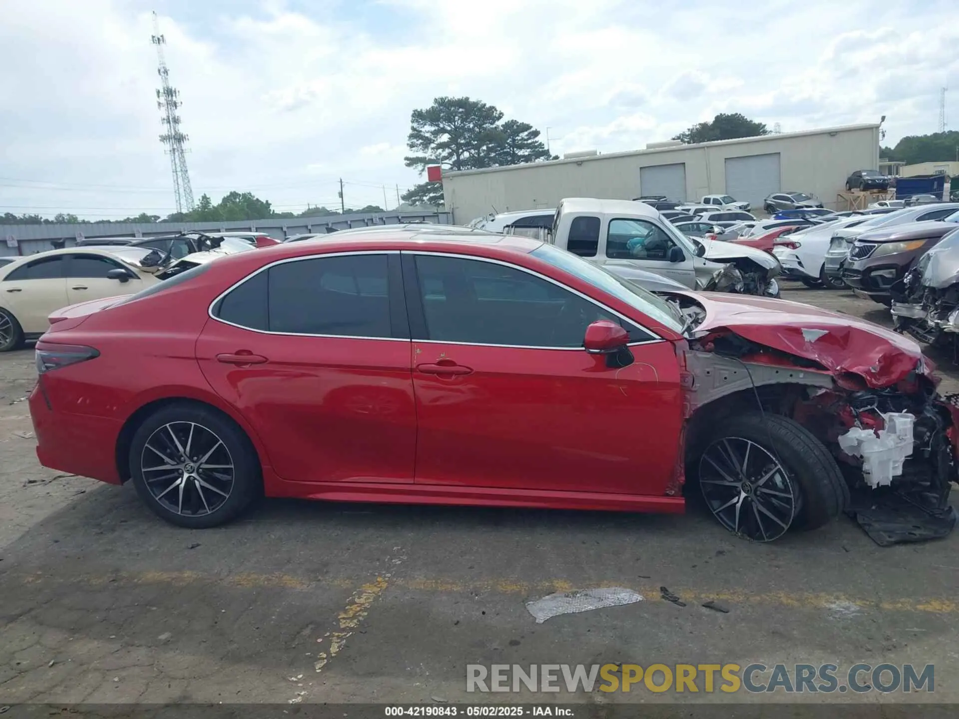 13 Photograph of a damaged car 4T1S31AK4RU066042 TOYOTA CAMRY HYBRID 2024