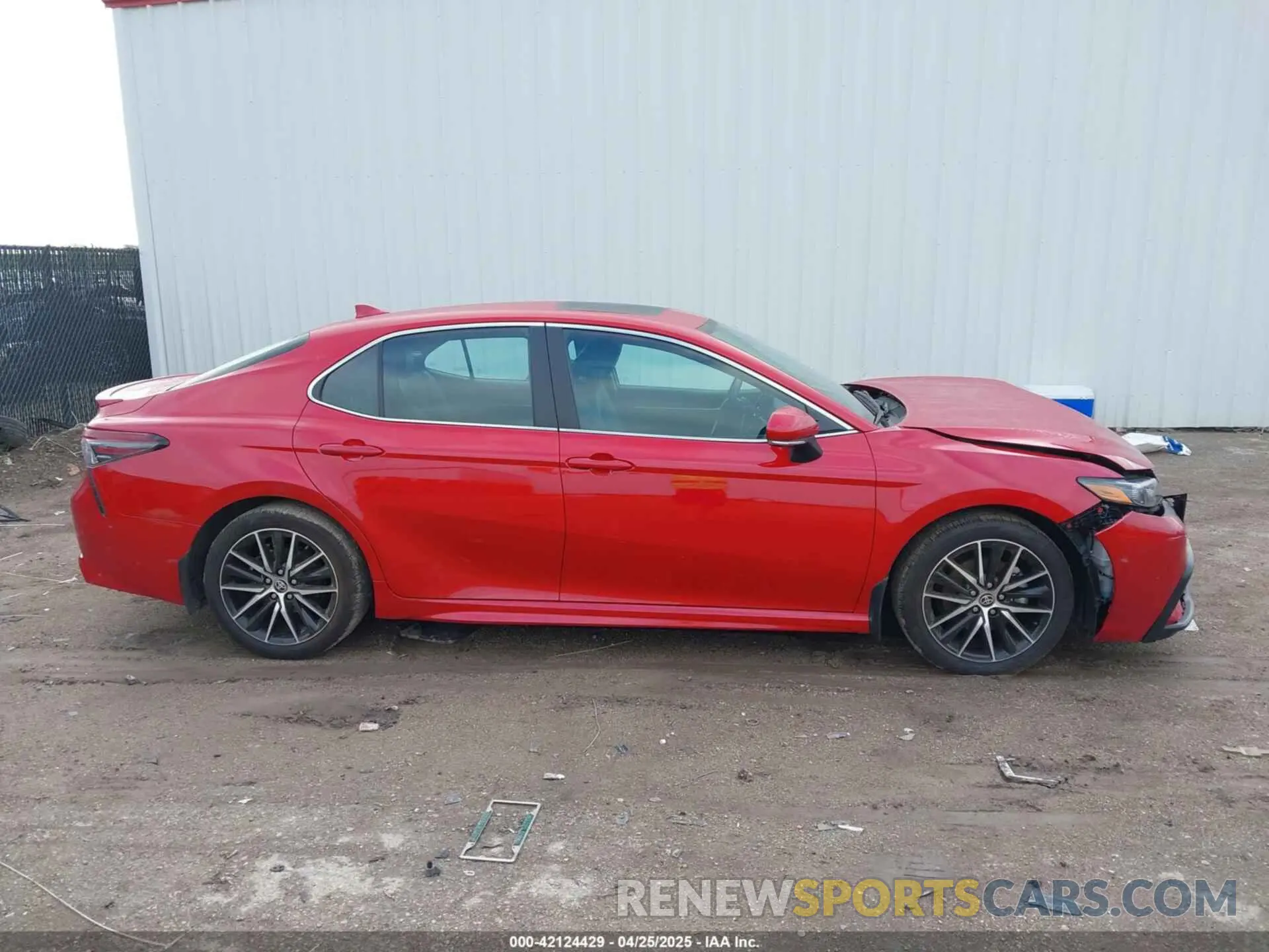 13 Photograph of a damaged car 4T1S31AK8RU072183 TOYOTA CAMRY HYBRID 2024