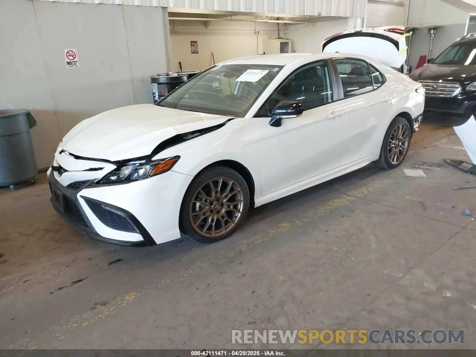 2 Photograph of a damaged car 4T1T31AK0RU073025 TOYOTA CAMRY HYBRID 2024