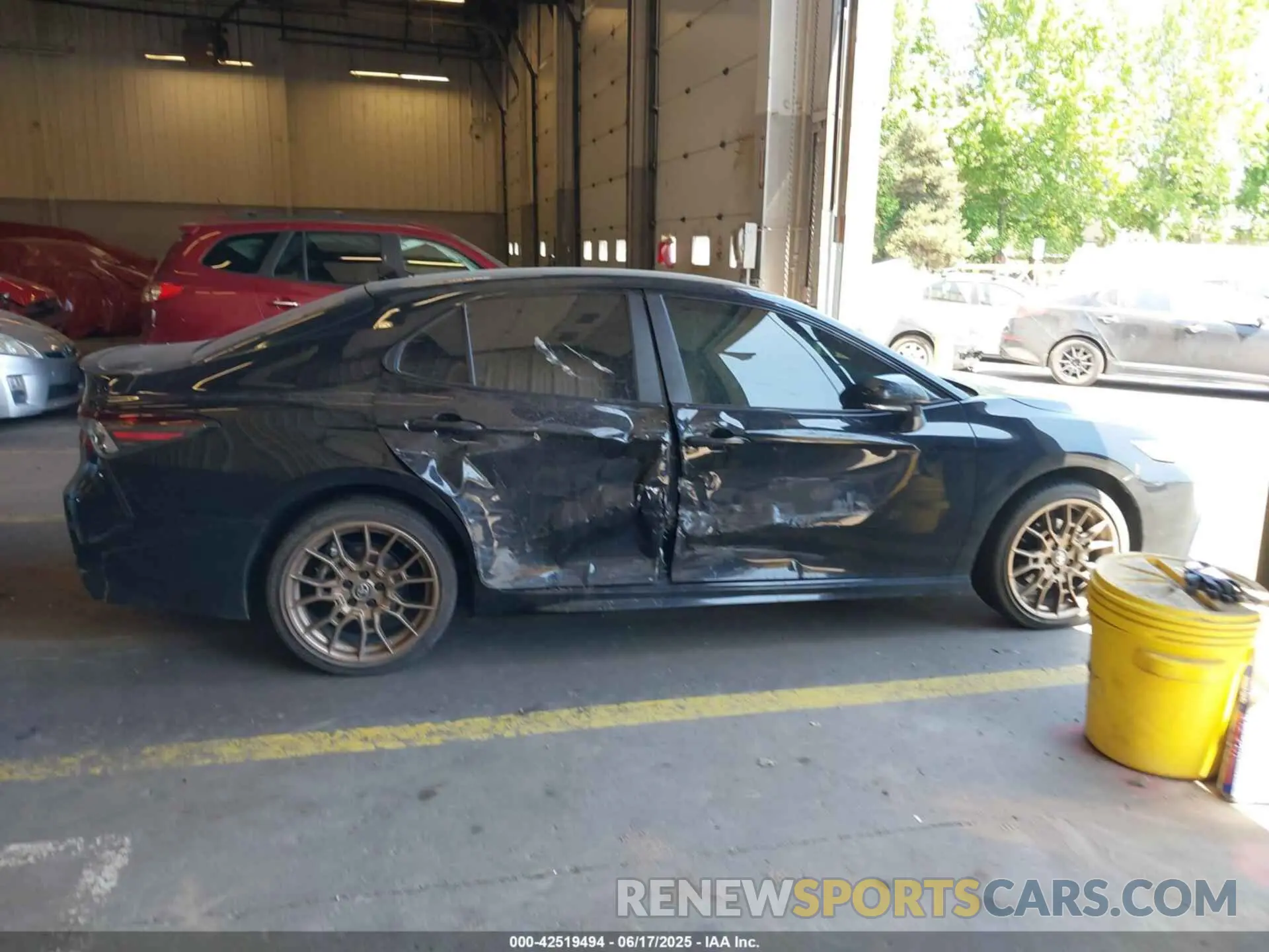 12 Photograph of a damaged car 4T1T31AK7RU071479 TOYOTA CAMRY HYBRID 2024