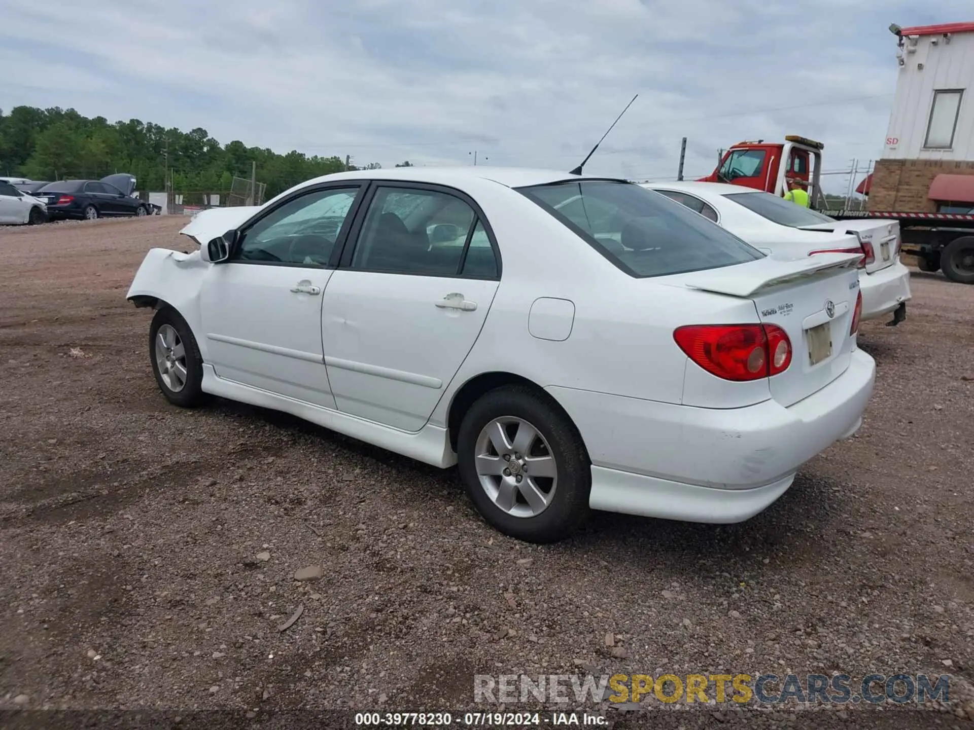 3 Photograph of a damaged car 1NXBR32E25Z390653 TOYOTA COROLLA 2005