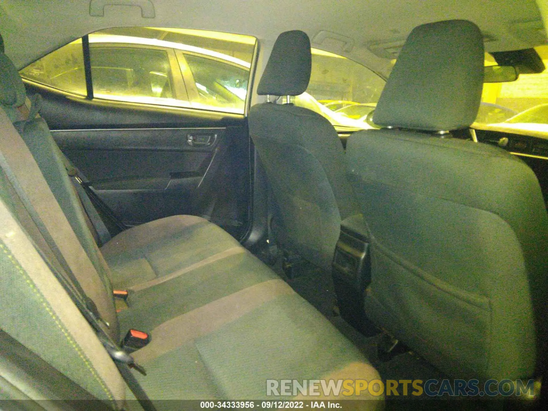8 Photograph of a damaged car 001BURHE5KC195409 TOYOTA COROLLA 2019