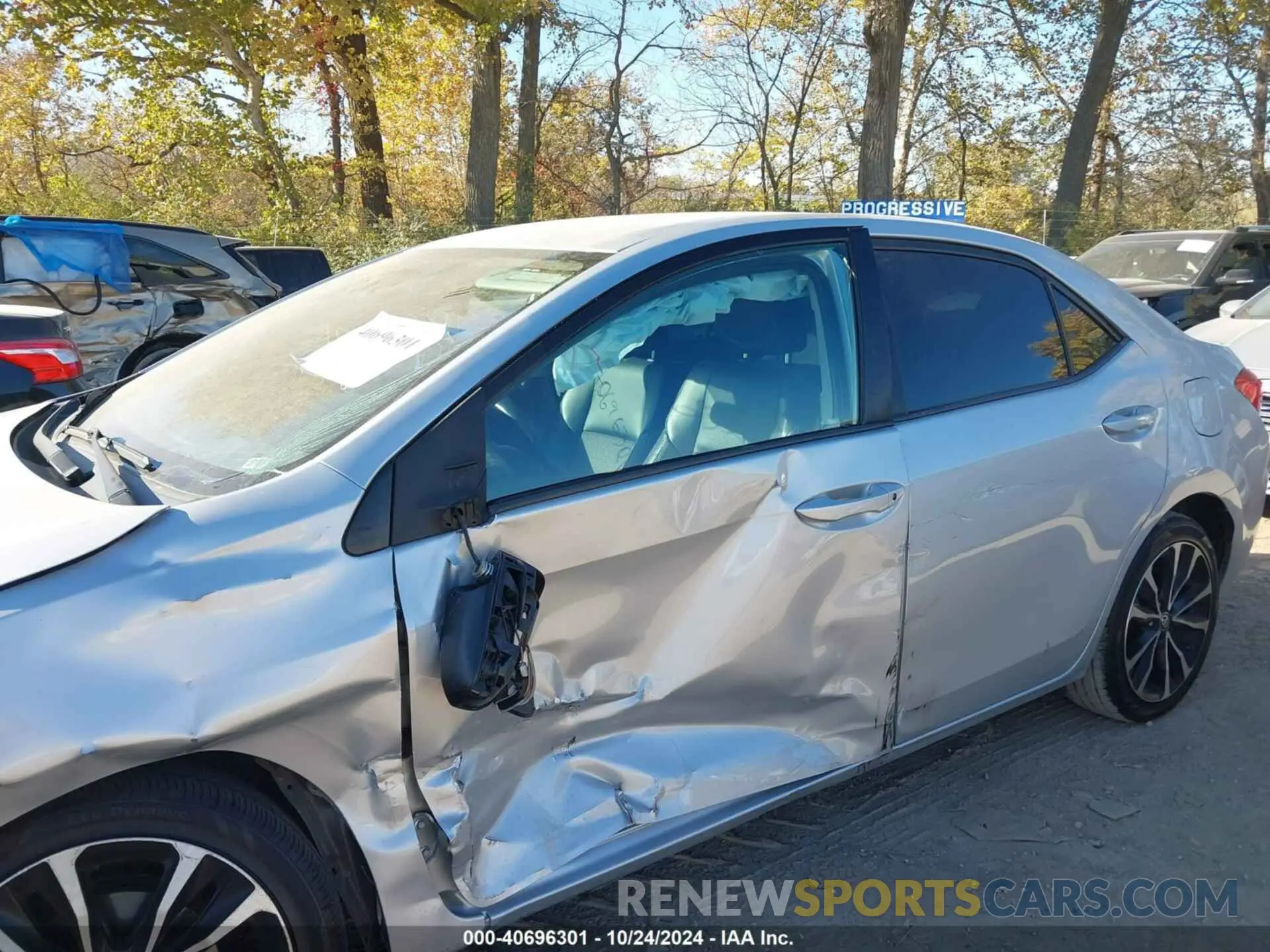 14 Photograph of a damaged car 2T1BURHE0KC126045 TOYOTA COROLLA 2019