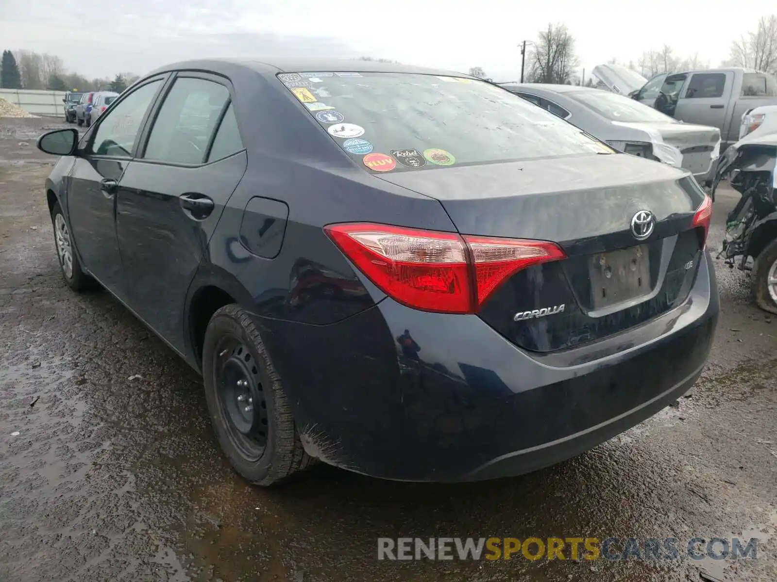 3 Photograph of a damaged car 2T1BURHE0KC130466 TOYOTA COROLLA 2019