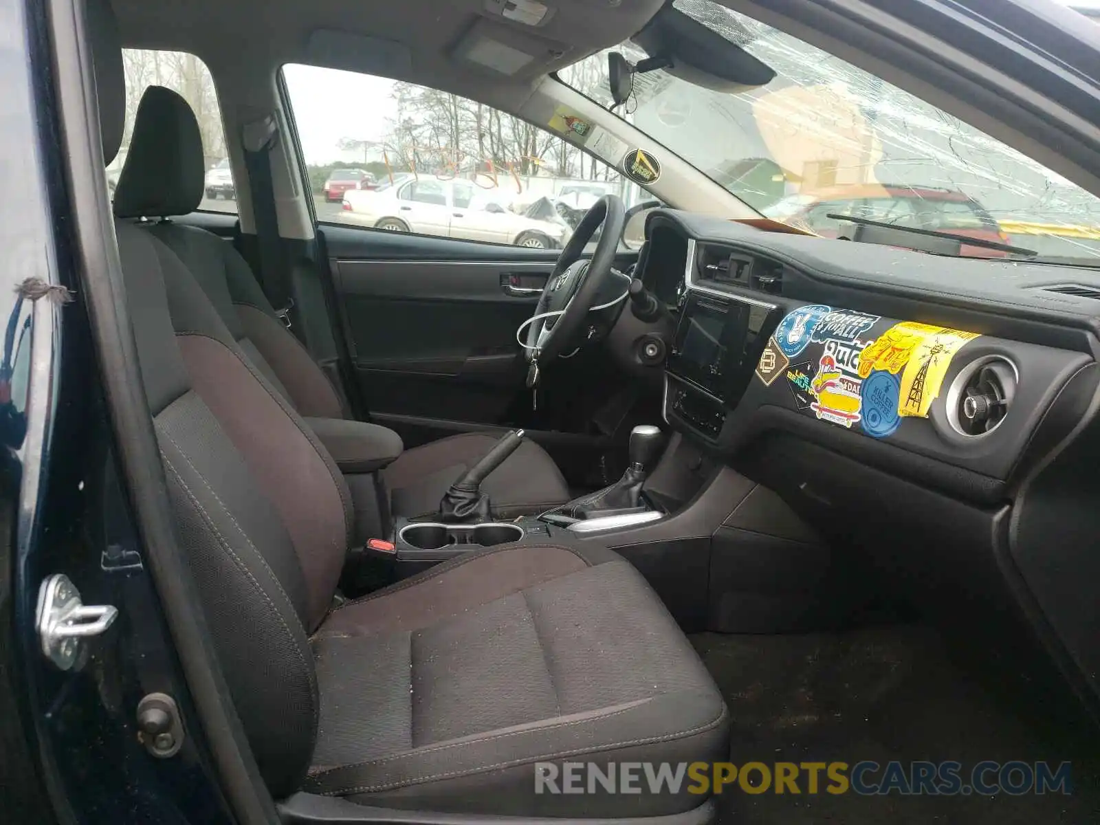 5 Photograph of a damaged car 2T1BURHE0KC130466 TOYOTA COROLLA 2019