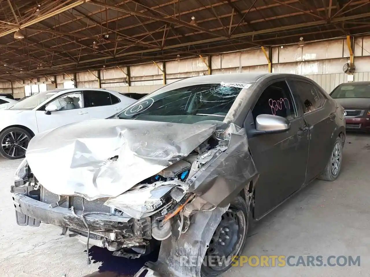 2 Photograph of a damaged car 2T1BURHE0KC135070 TOYOTA COROLLA 2019