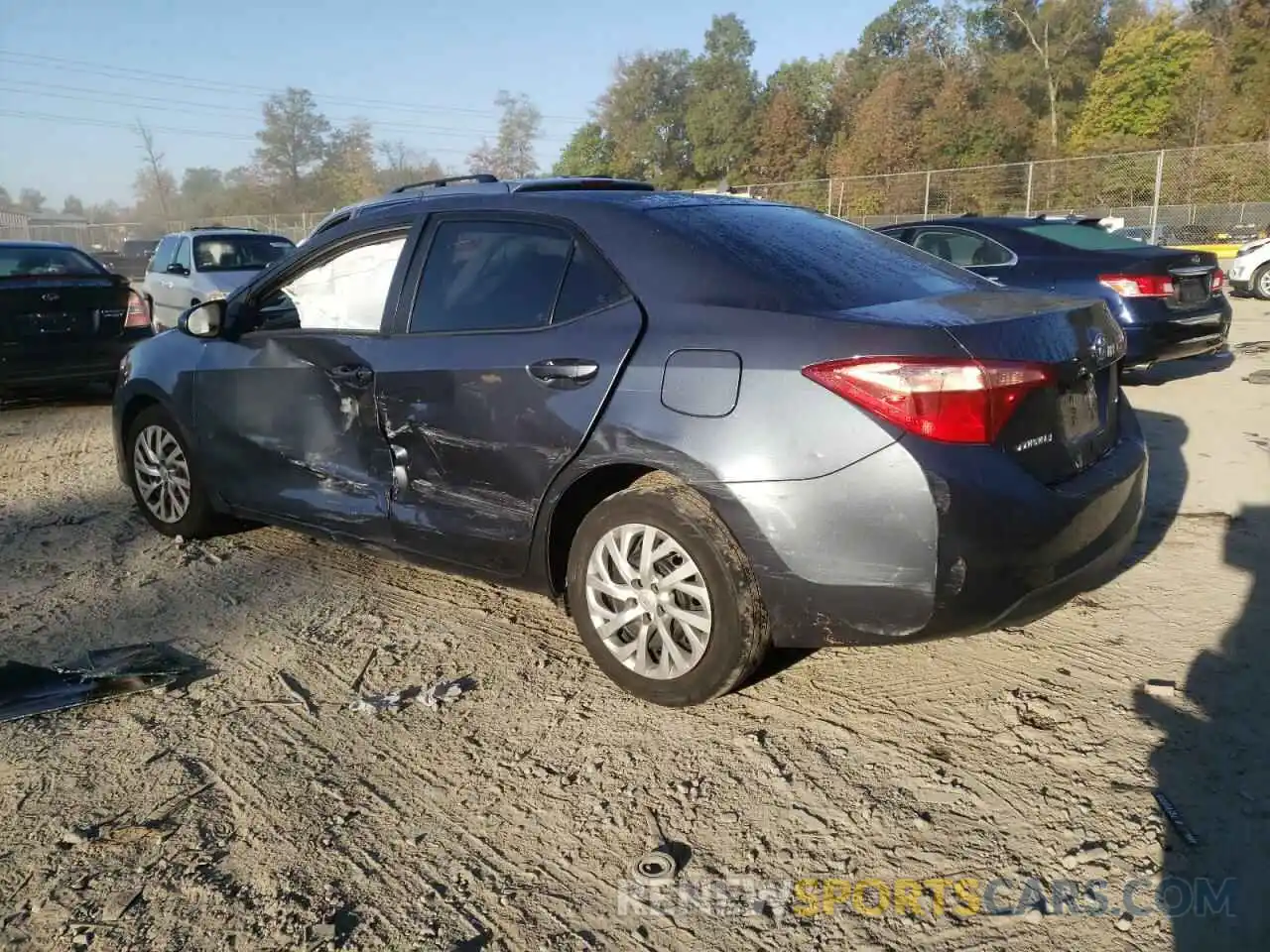 3 Photograph of a damaged car 2T1BURHE0KC135277 TOYOTA COROLLA 2019