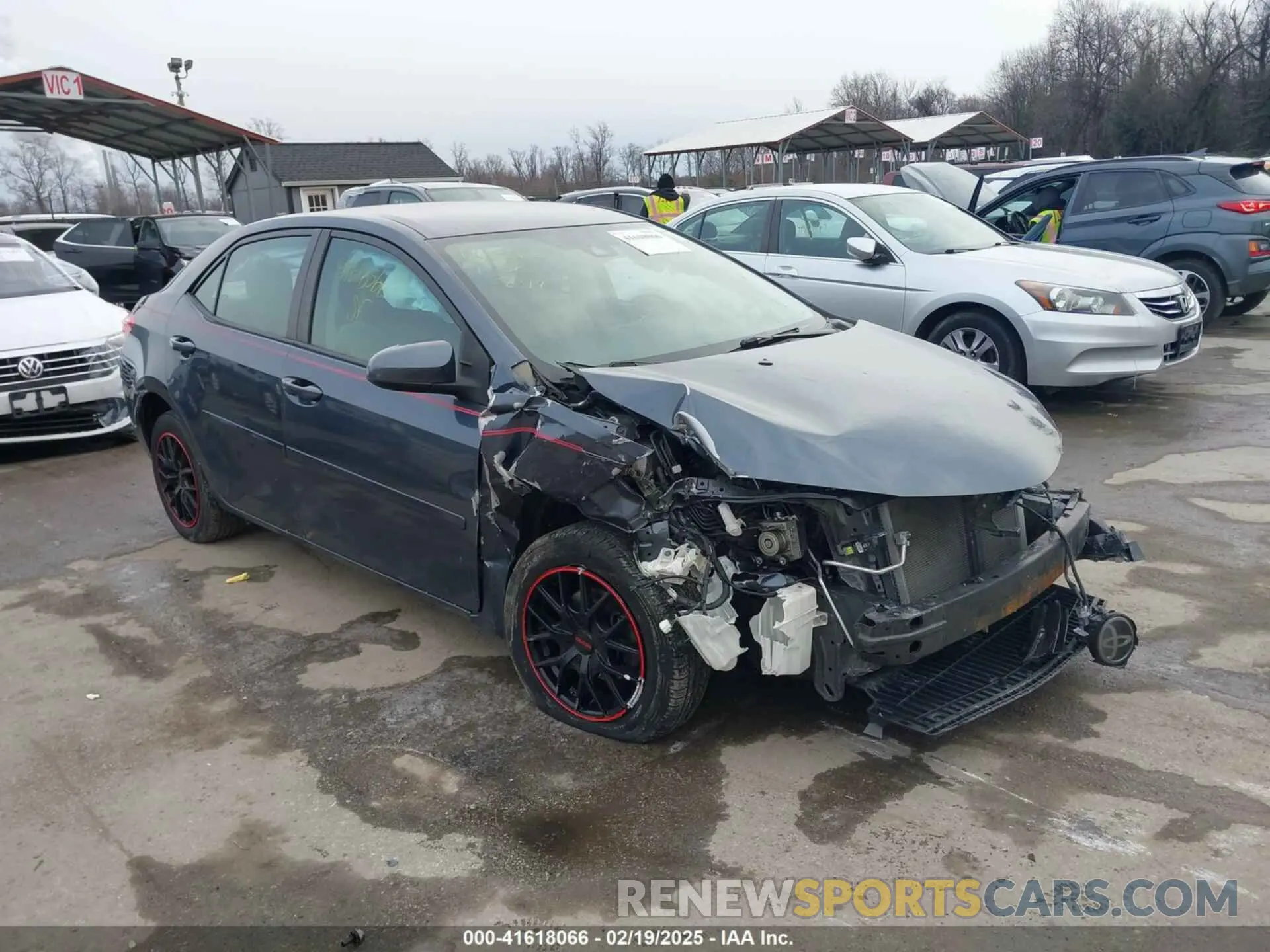 1 Photograph of a damaged car 2T1BURHE0KC141077 TOYOTA COROLLA 2019