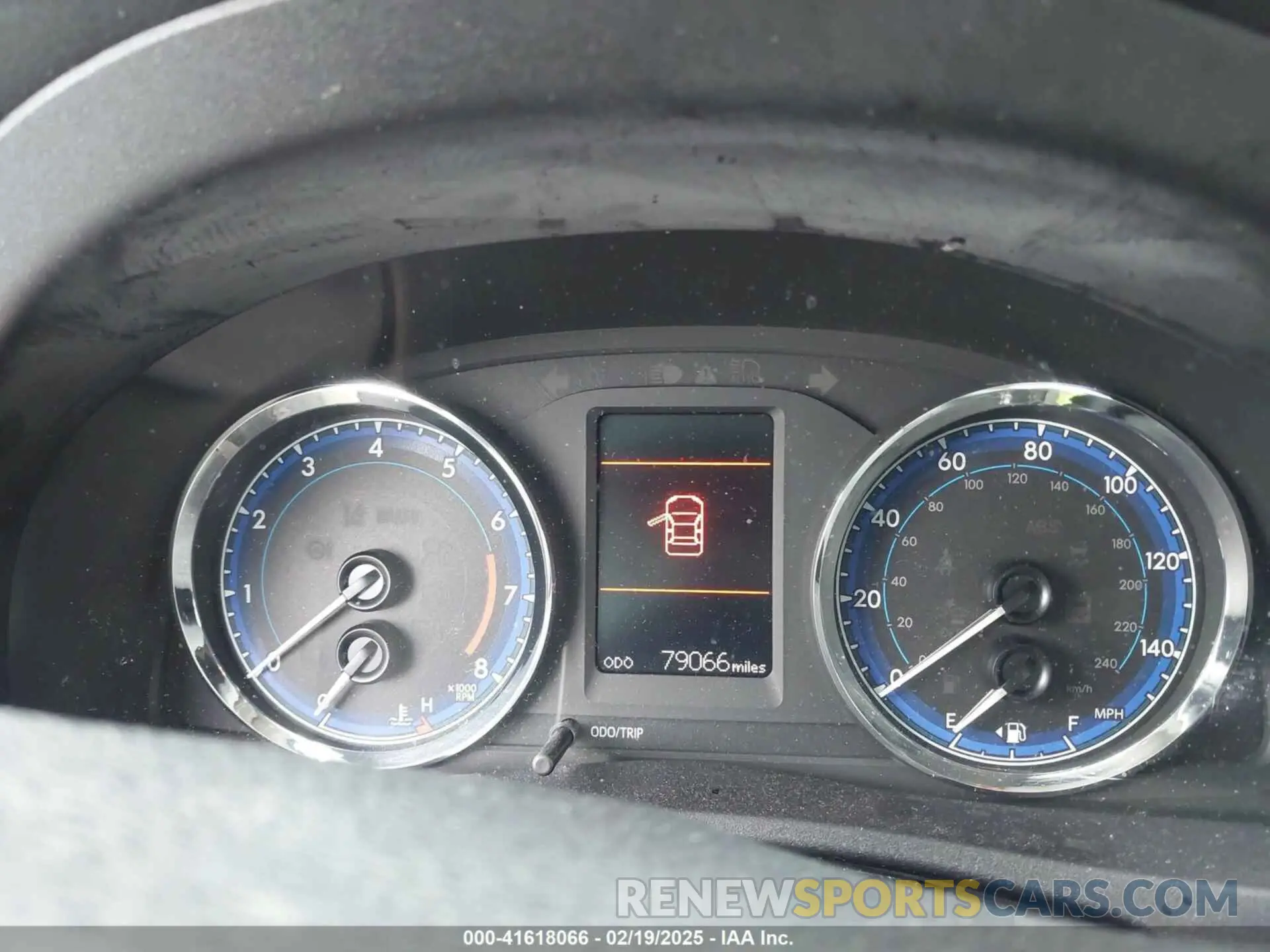 7 Photograph of a damaged car 2T1BURHE0KC141077 TOYOTA COROLLA 2019