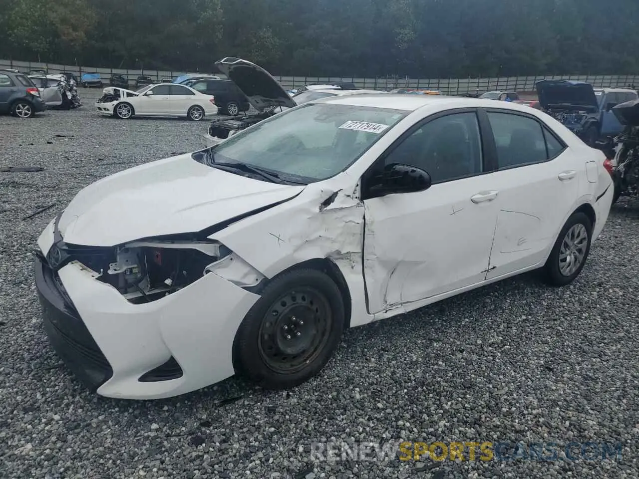 1 Photograph of a damaged car 2T1BURHE0KC142794 TOYOTA COROLLA 2019