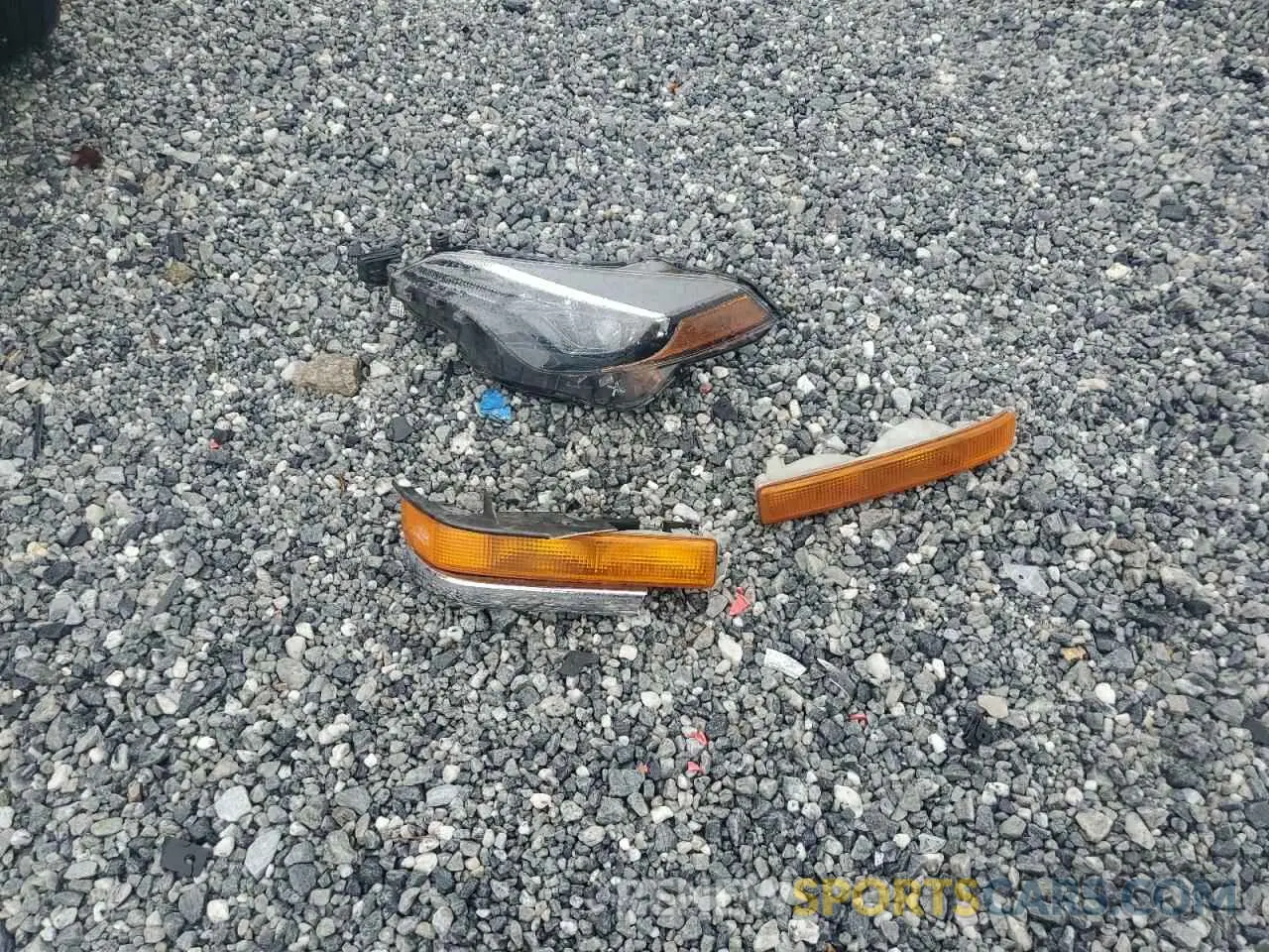 12 Photograph of a damaged car 2T1BURHE0KC142794 TOYOTA COROLLA 2019