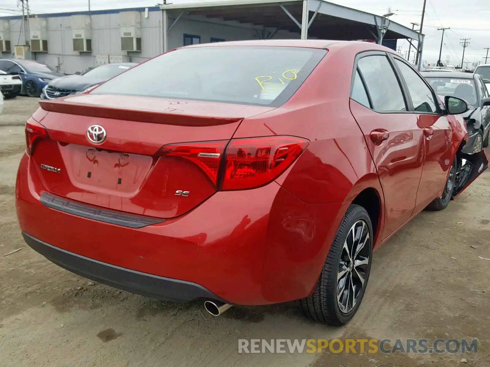 4 Photograph of a damaged car 2T1BURHE0KC142987 TOYOTA COROLLA 2019