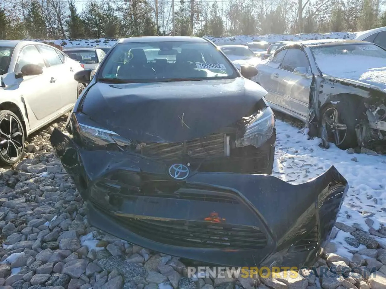 5 Photograph of a damaged car 2T1BURHE0KC143301 TOYOTA COROLLA 2019