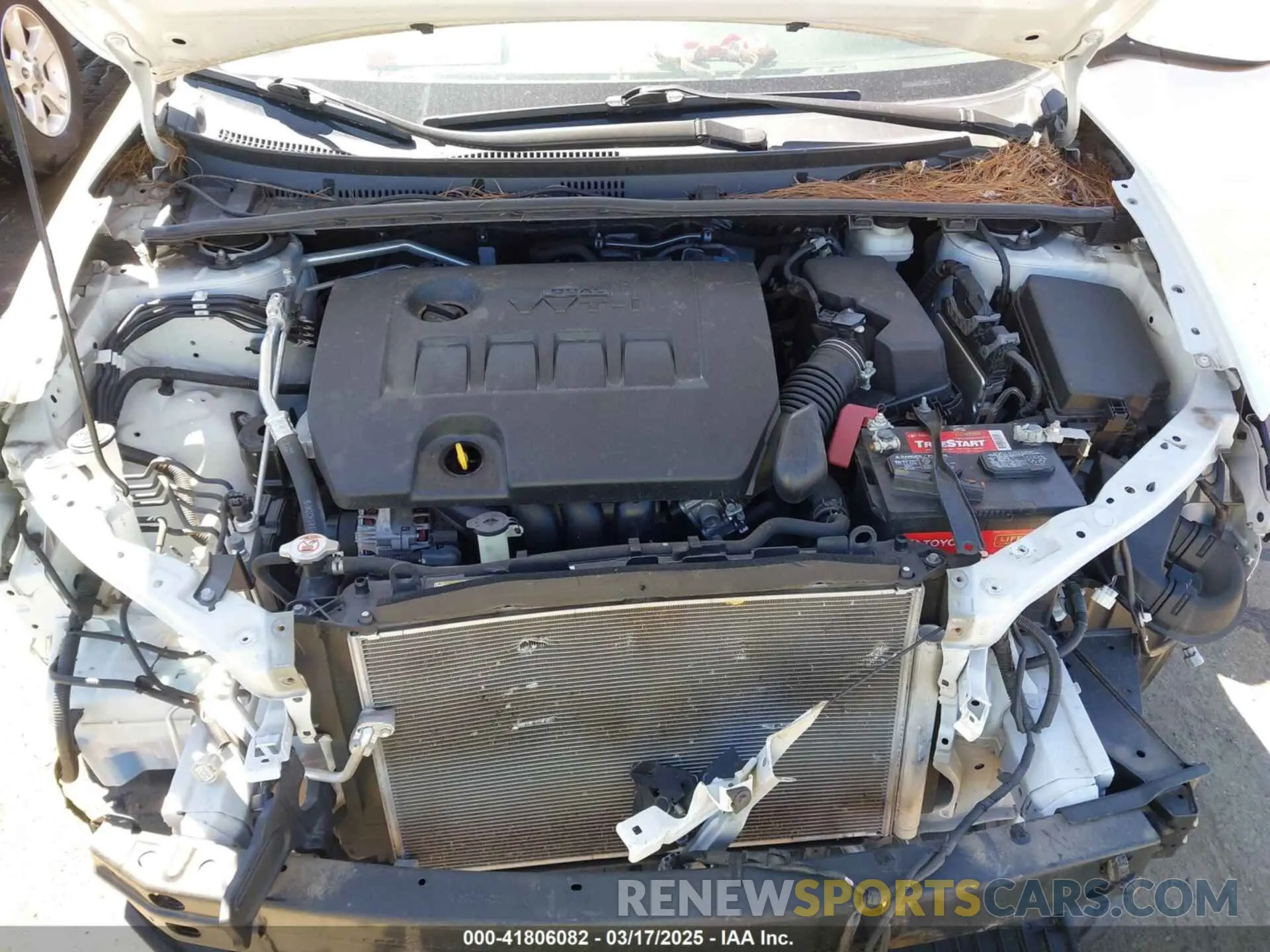 10 Photograph of a damaged car 2T1BURHE0KC143802 TOYOTA COROLLA 2019