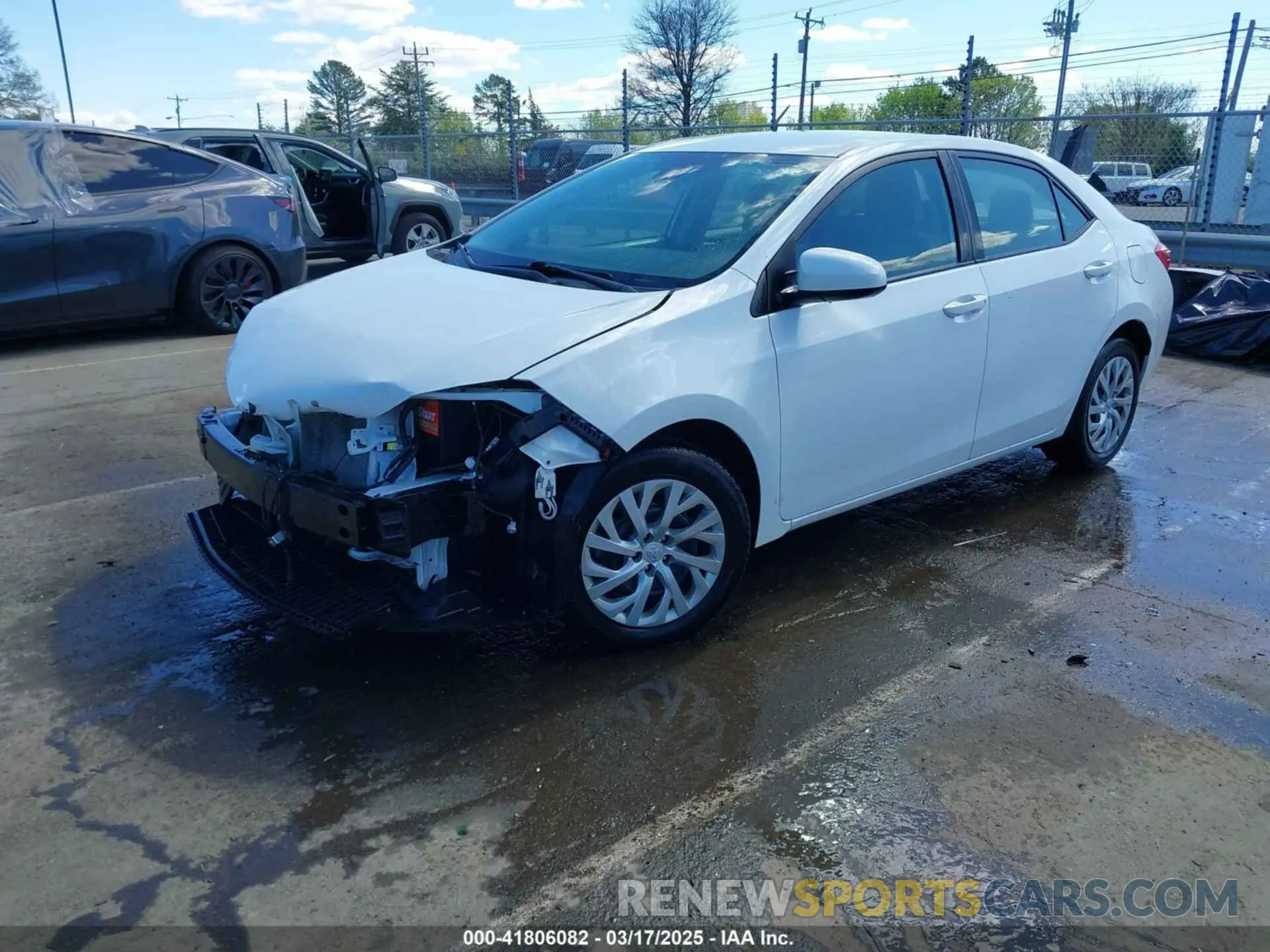 2 Photograph of a damaged car 2T1BURHE0KC143802 TOYOTA COROLLA 2019