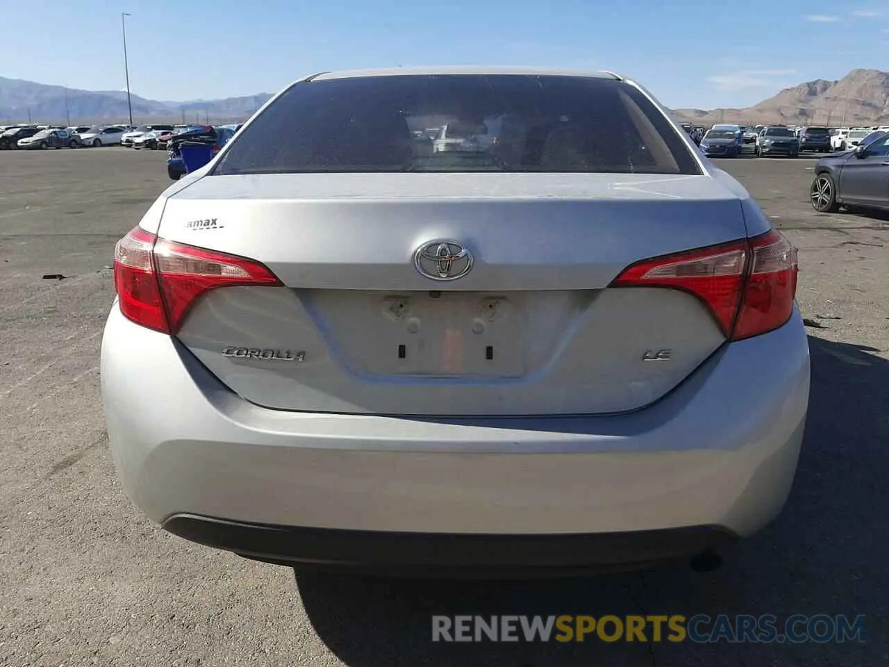 6 Photograph of a damaged car 2T1BURHE0KC147039 TOYOTA COROLLA 2019