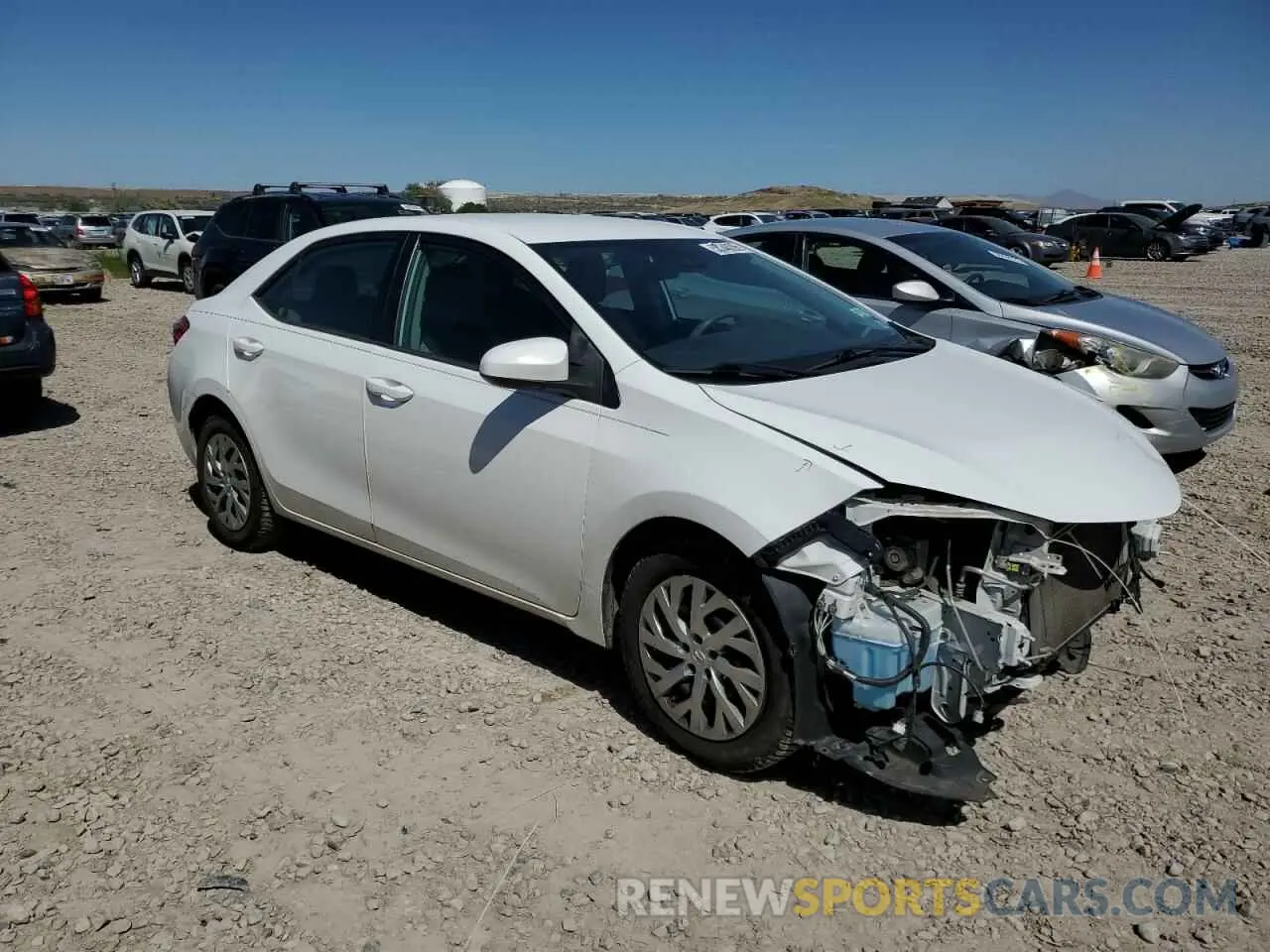4 Photograph of a damaged car 2T1BURHE0KC151561 TOYOTA COROLLA 2019