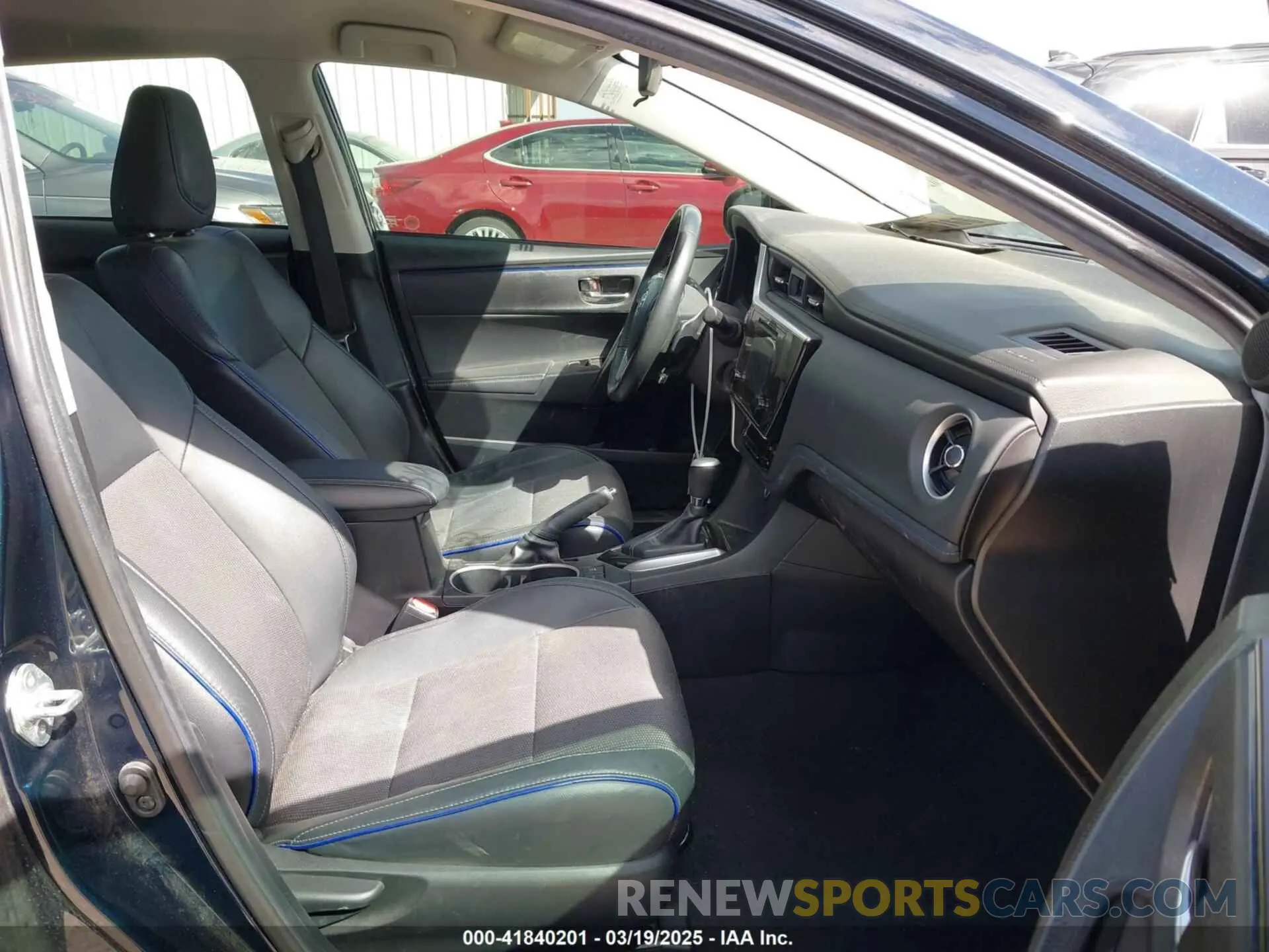 5 Photograph of a damaged car 2T1BURHE0KC154489 TOYOTA COROLLA 2019