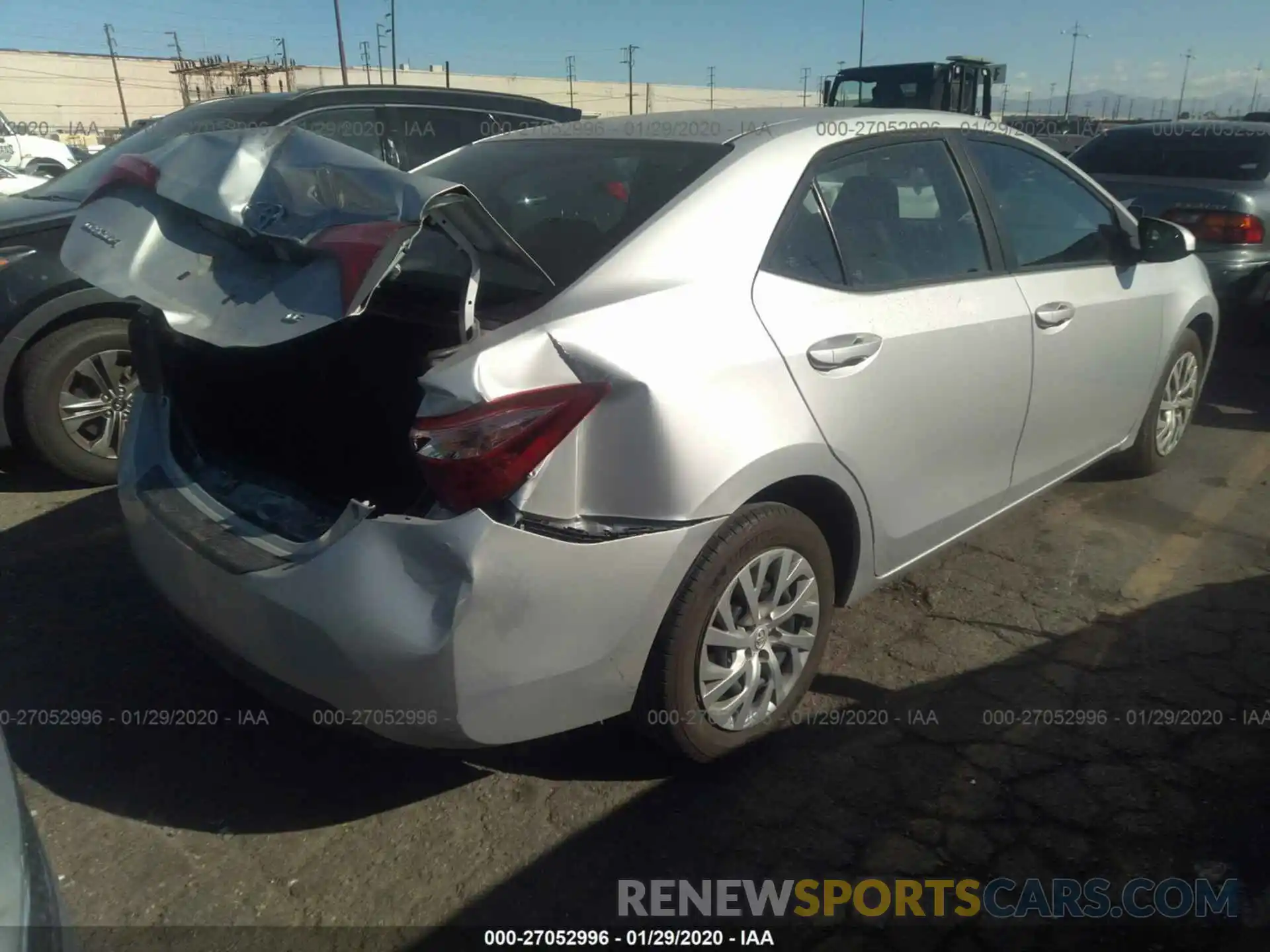 4 Photograph of a damaged car 2T1BURHE0KC157070 TOYOTA COROLLA 2019