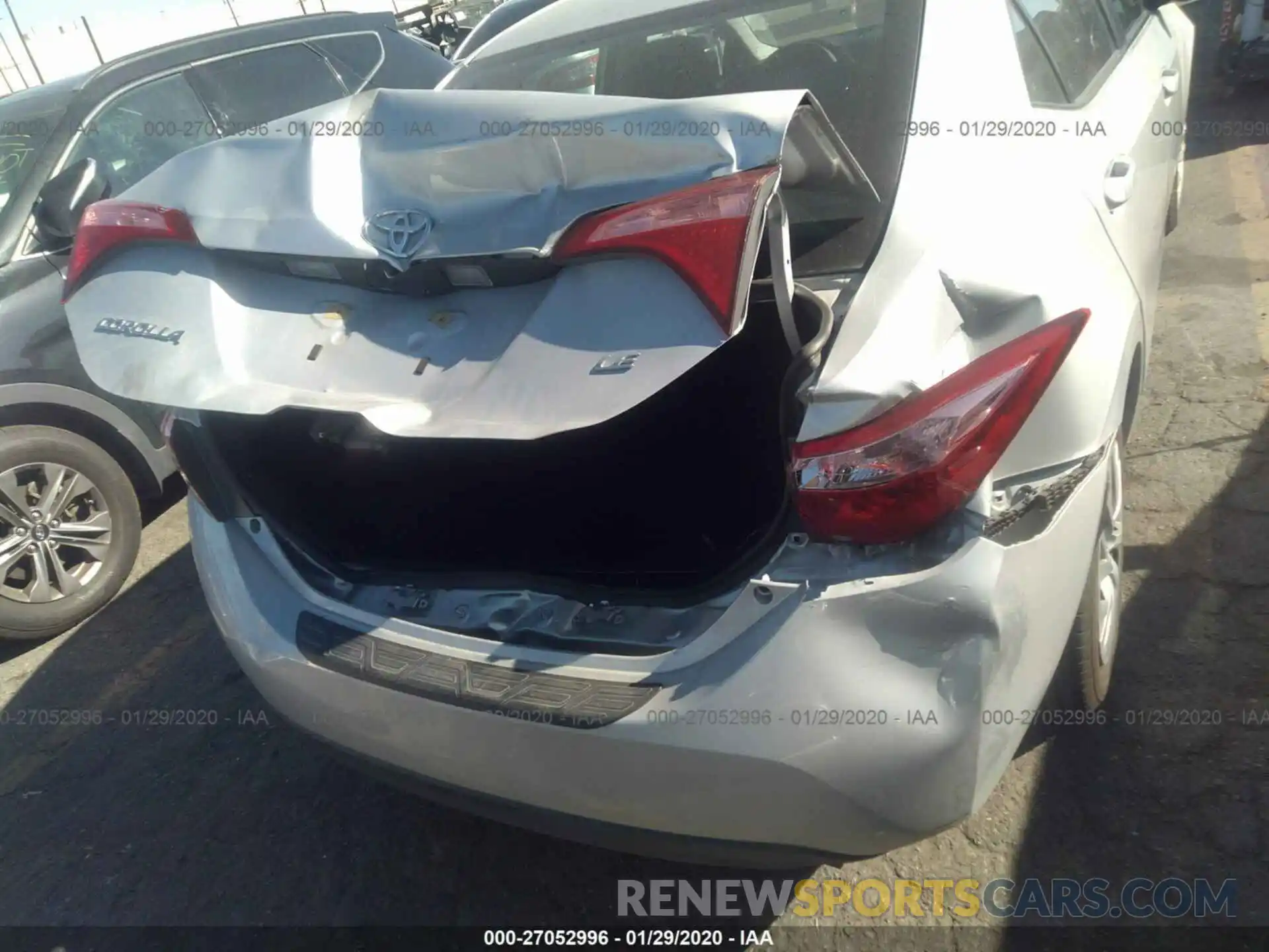 6 Photograph of a damaged car 2T1BURHE0KC157070 TOYOTA COROLLA 2019