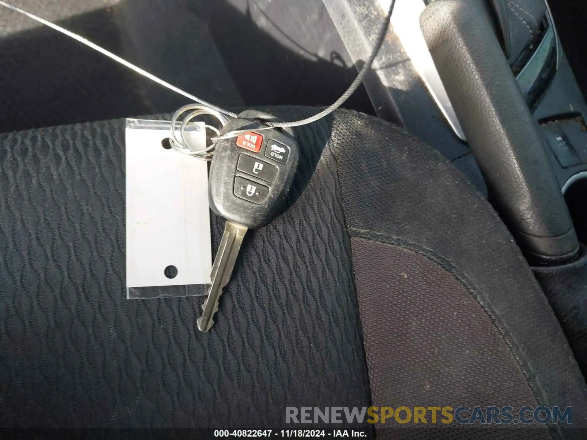 11 Photograph of a damaged car 2T1BURHE0KC158414 TOYOTA COROLLA 2019