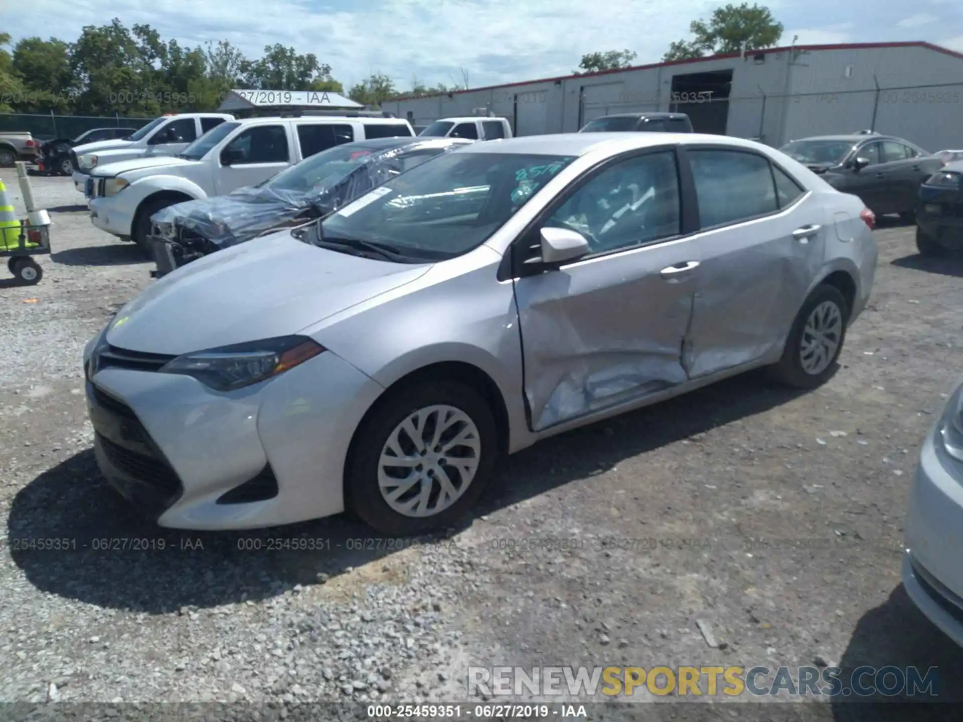 2 Photograph of a damaged car 2T1BURHE0KC158574 TOYOTA COROLLA 2019