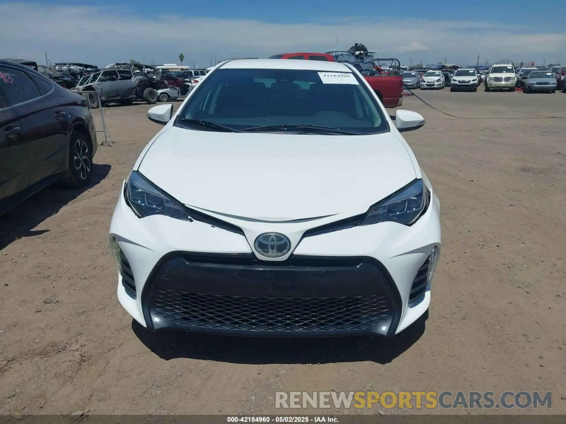 12 Photograph of a damaged car 2T1BURHE0KC159529 TOYOTA COROLLA 2019