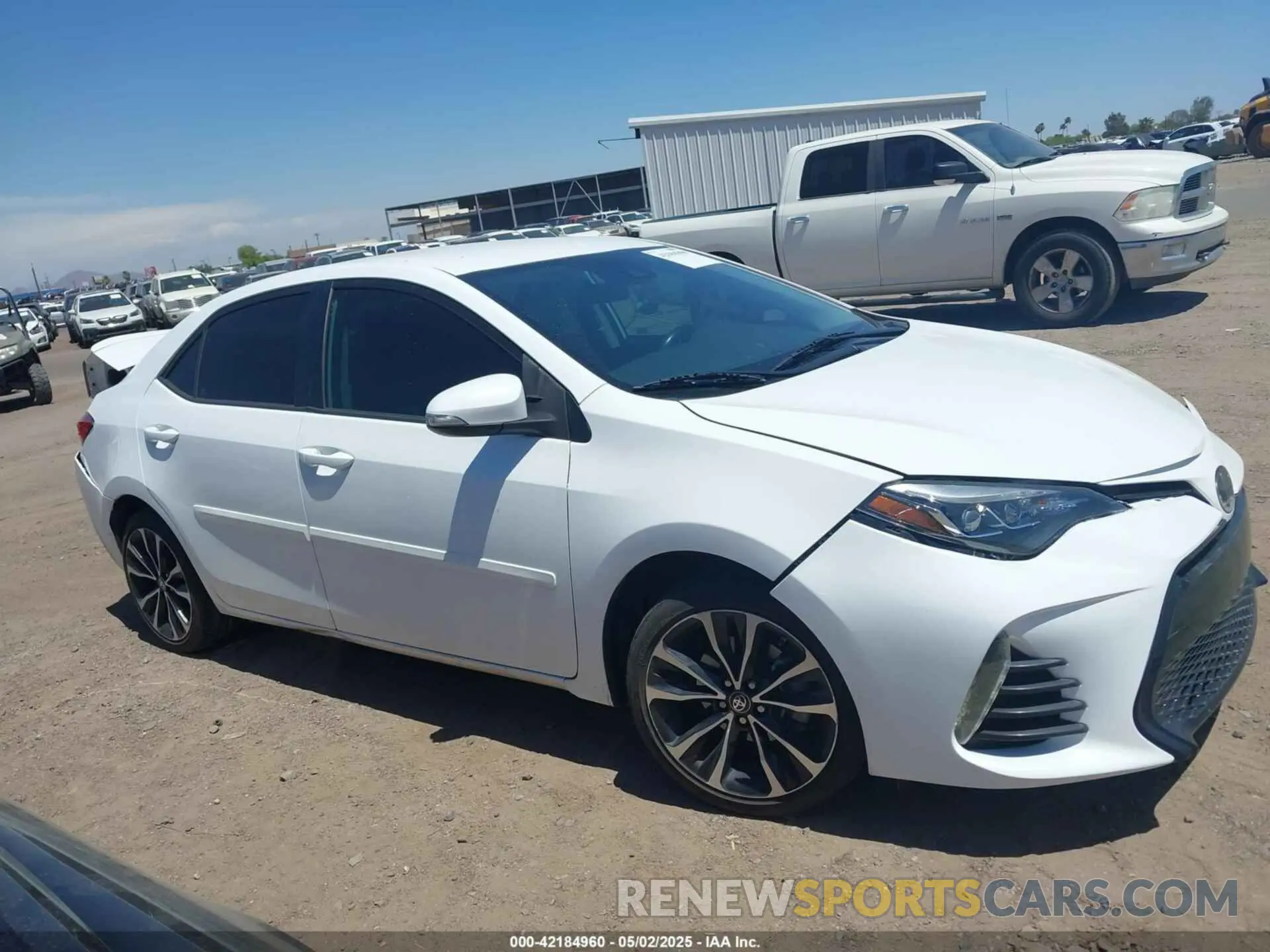 13 Photograph of a damaged car 2T1BURHE0KC159529 TOYOTA COROLLA 2019