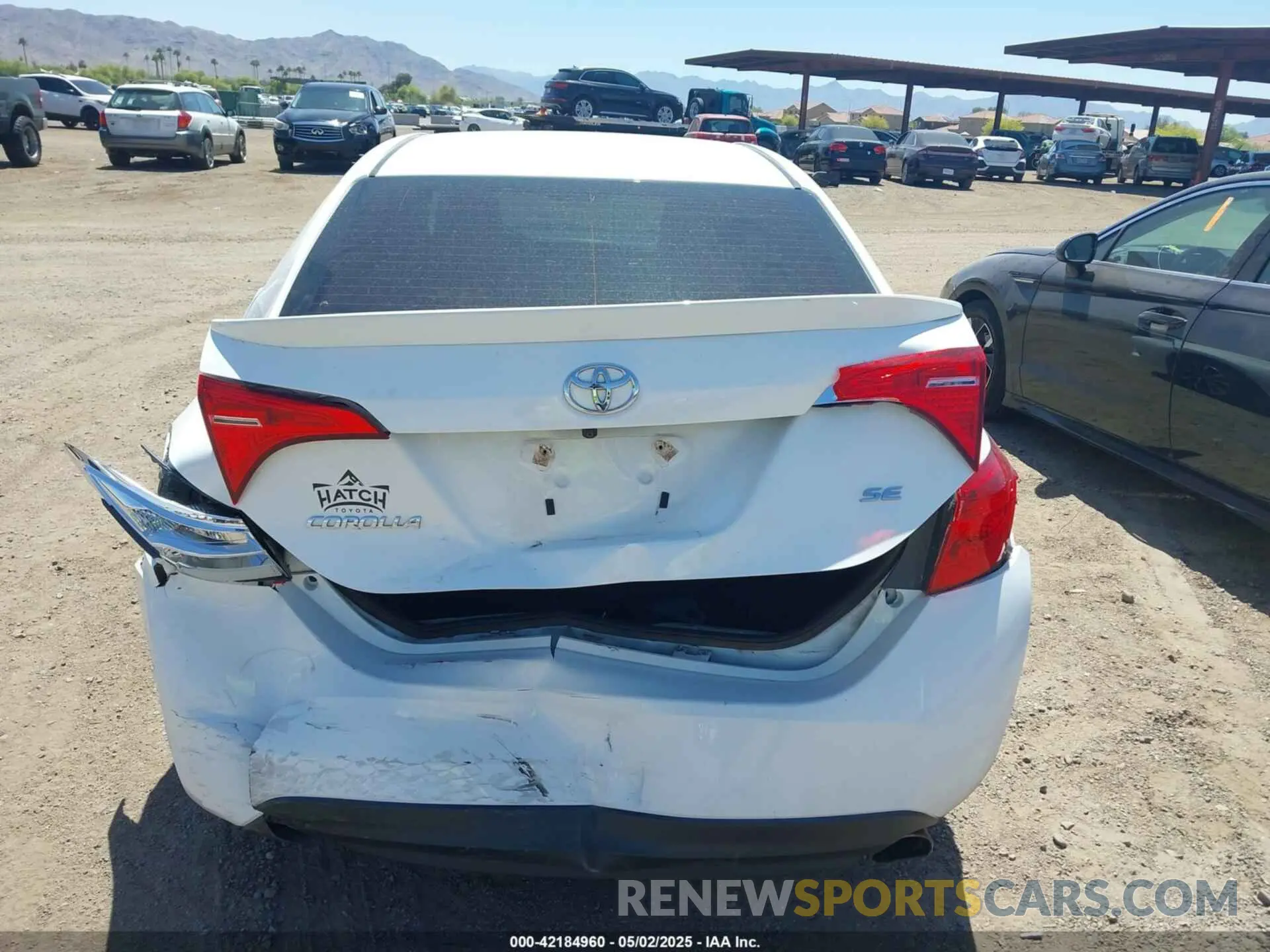 16 Photograph of a damaged car 2T1BURHE0KC159529 TOYOTA COROLLA 2019
