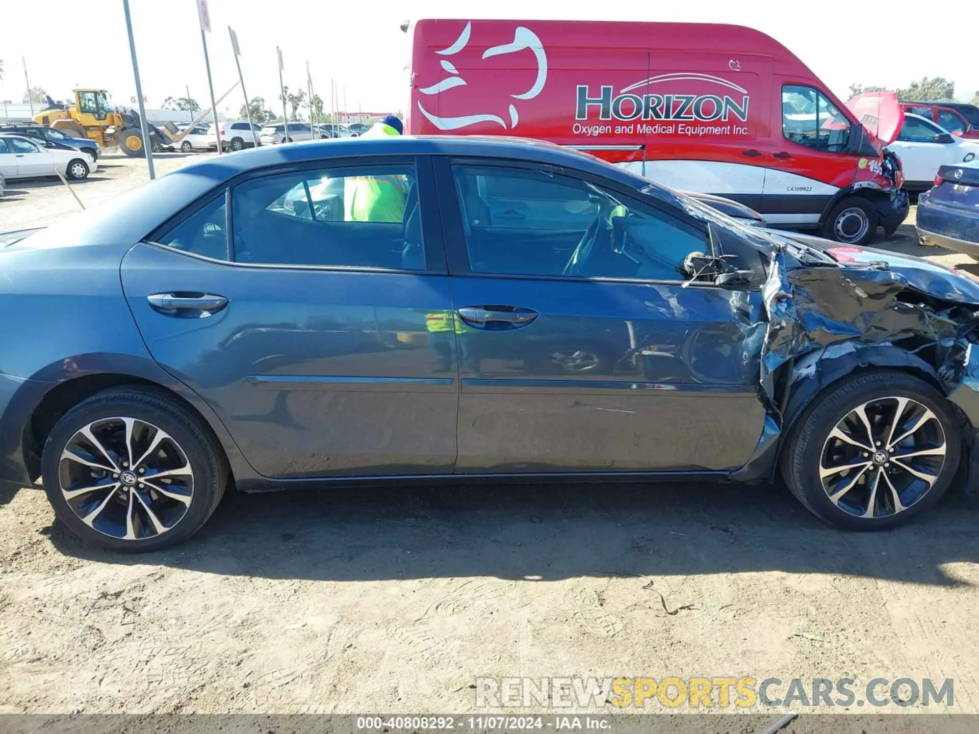 13 Photograph of a damaged car 2T1BURHE0KC160826 TOYOTA COROLLA 2019